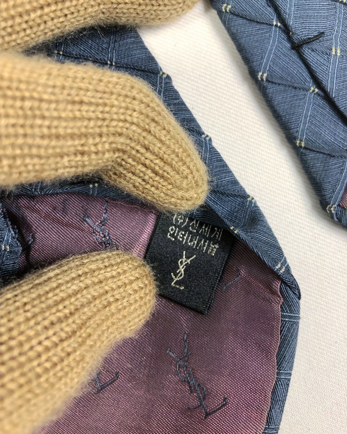 Vintage × Yves Saint Laurent Vintage Yves Saint Laurent YSL Embossed Stripes Silk Tie Size ONE SIZE - 8 Thumbnail