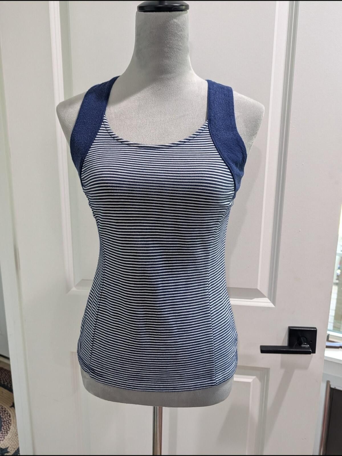 Banana Republic Banana Republic Navy & White Striped Racerback Tank Size XS / US 0-2 / IT 36-38 - 4 Thumbnail