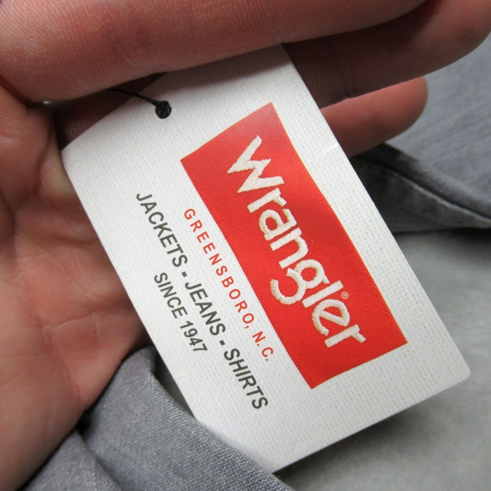 Wrangler VINTAGE Wrangler Pearl Snap Shirt Mens L Gray Long Sleeve Slim Untuck Fit NEW Size US L / EU 52-54 / 3 - 4 Thumbnail
