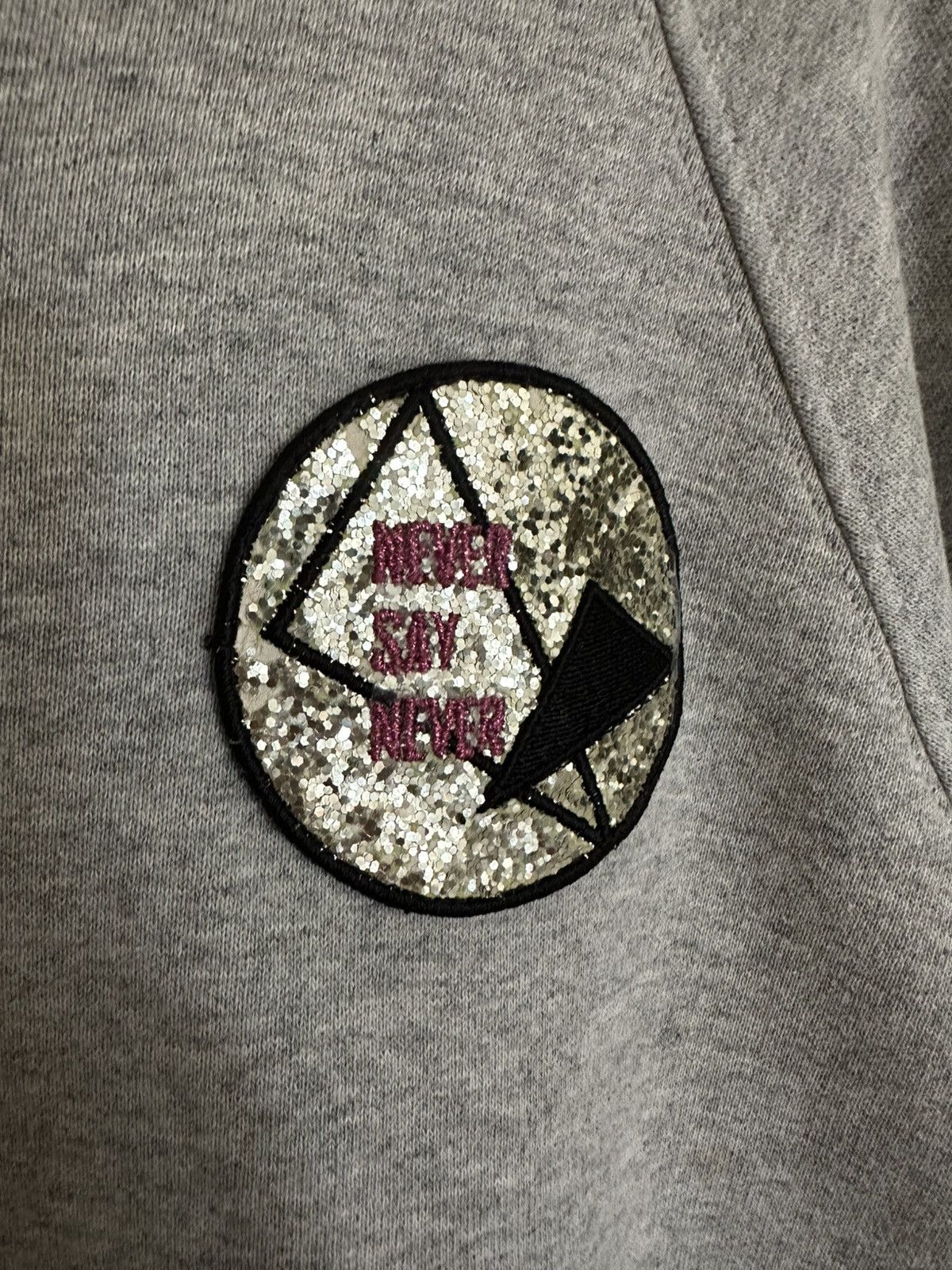 Saint Laurent Paris Saint Laurent glitter patch grey sweater sweatshirt crew XL Size US XL / EU 56 / 4 - 11 Thumbnail