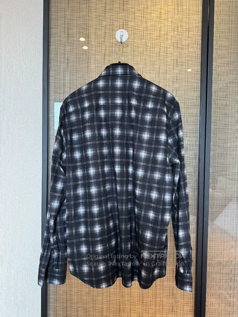 Givenchy Givenchy Printed plaid men's shirt Size US XL / EU 56 / 4 - 2 Thumbnail