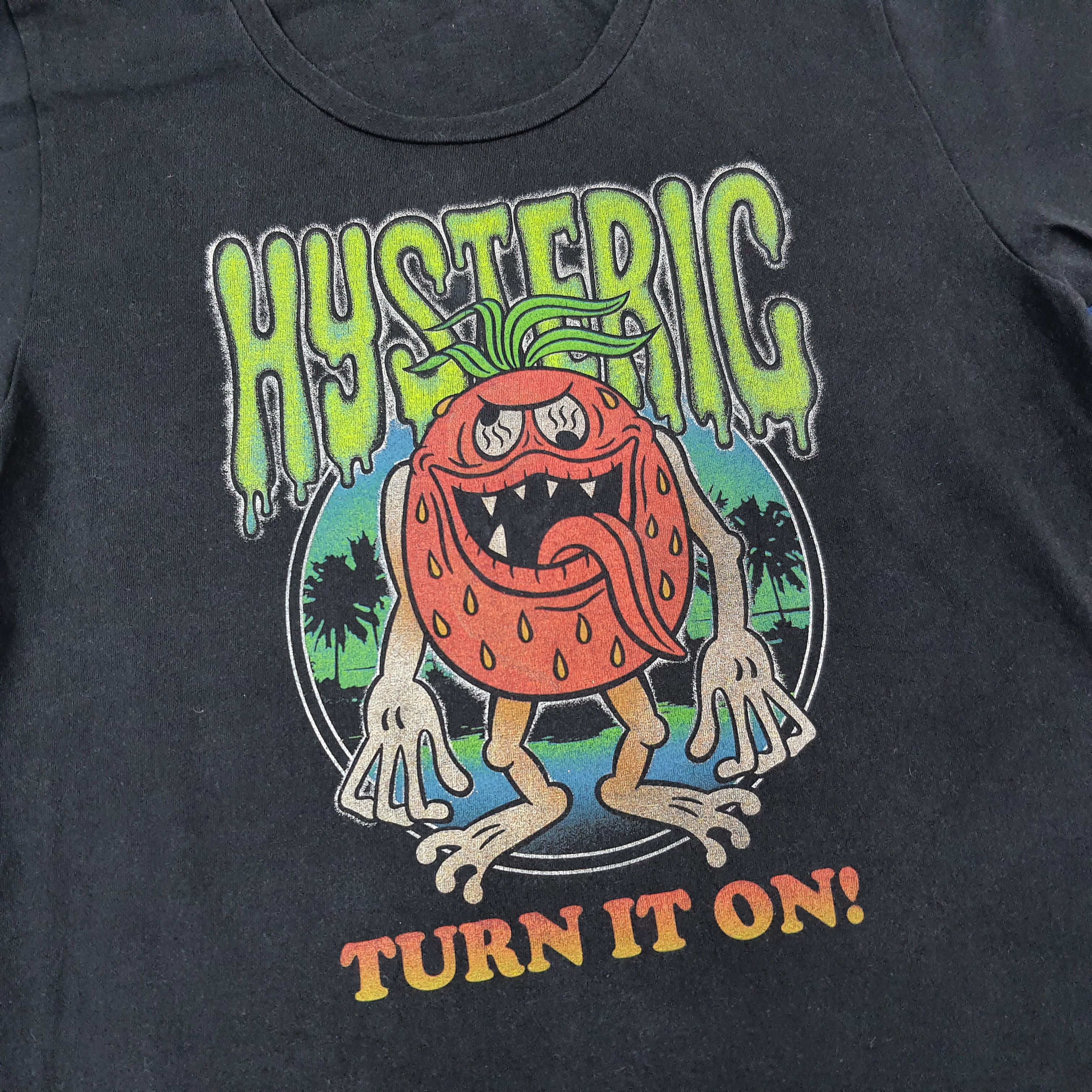 Hysteric Glamour Vintage Hysteric Glamour Strawberry Japan Tshirt C223N30 Size US M / EU 48-50 / 2 - 2 Thumbnail