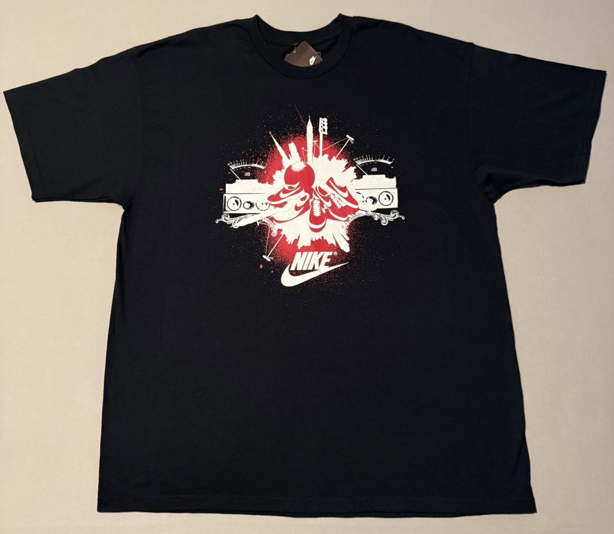 Nike Vintage Nike Money Flip Tee T-Shirt 2006 Dunk New OG DS Size US XL / EU 56 / 4 - 1 Thumbnail