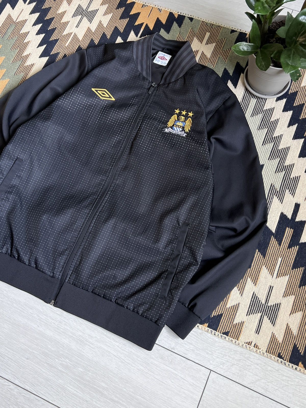 Umbro × Vintage Vintage Umbro Manchester City Soccer Bomber Jacket Size US L / EU 52-54 / 3 - 4 Thumbnail