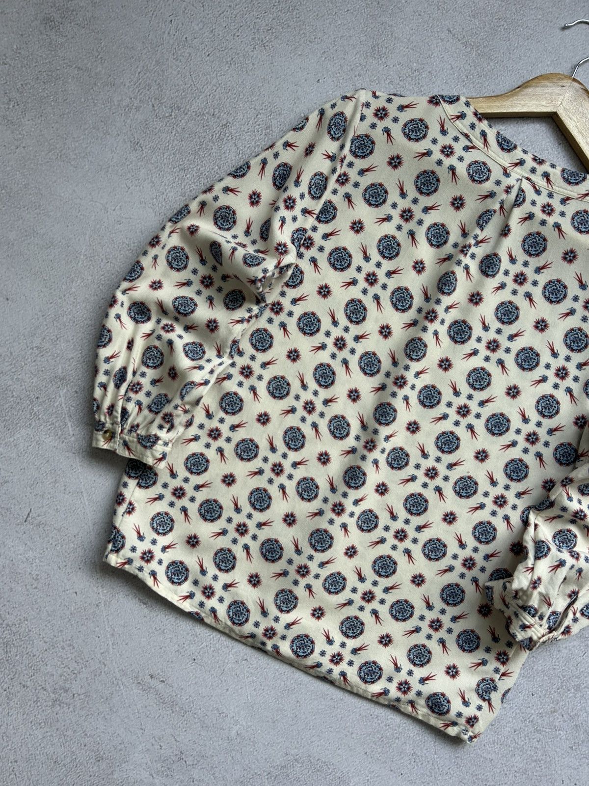 A.P.C. × Designer A.P.C. Premium women's flower drawings blouse size S Size S / US 4 / IT 40 - 10 Thumbnail