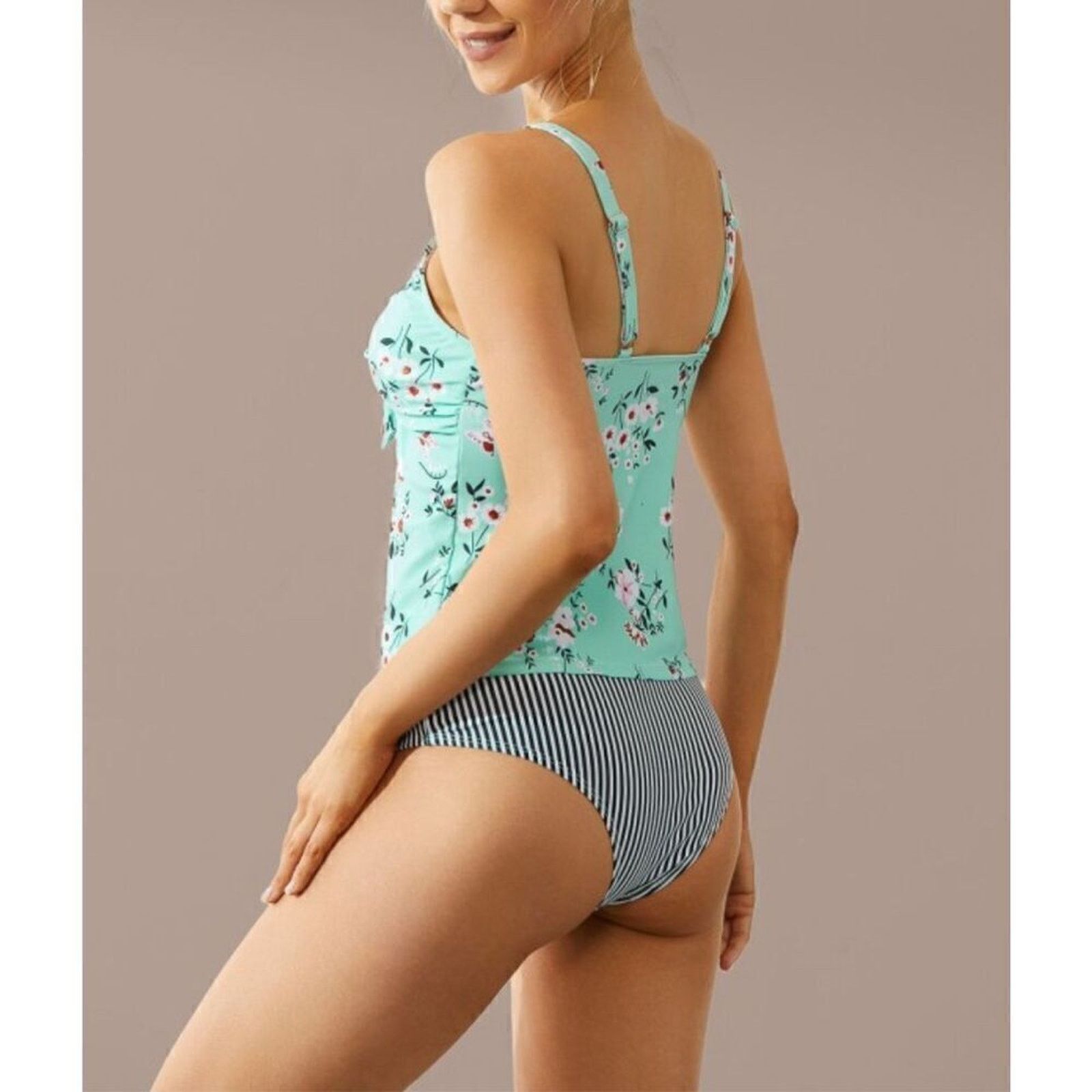 Other Beachsissi Blue Floral Padded Tankini Swim Top LARGE NWT Size ONE SIZE - 4 Thumbnail