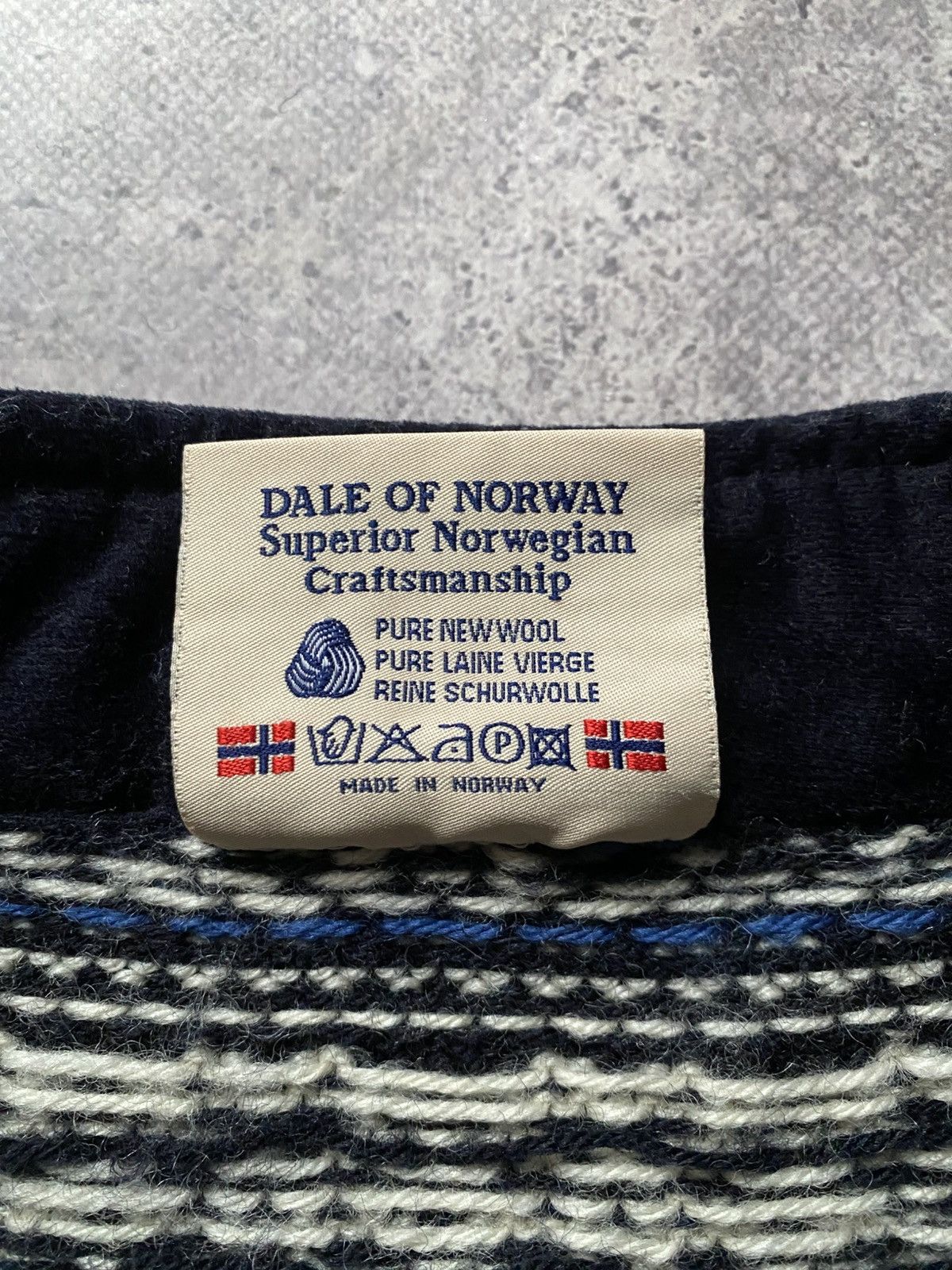 Dale Of Norway Vintage Dale Of Norway Sweater Men Size M Wool Icelandic Size US M / EU 48-50 / 2 - 4 Thumbnail
