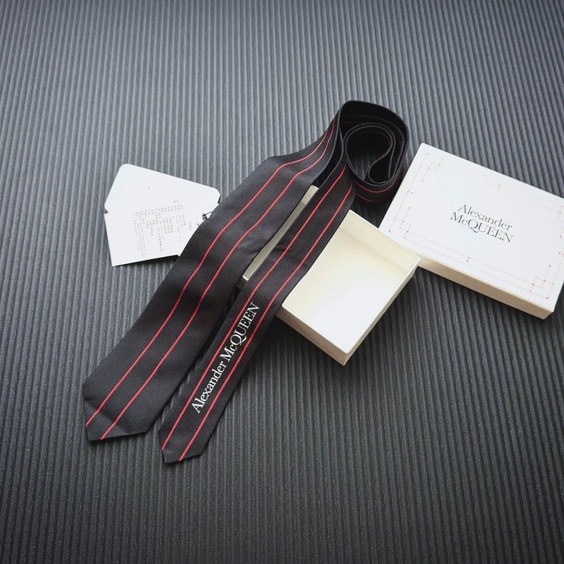 Alexander Mcqueen Label tie