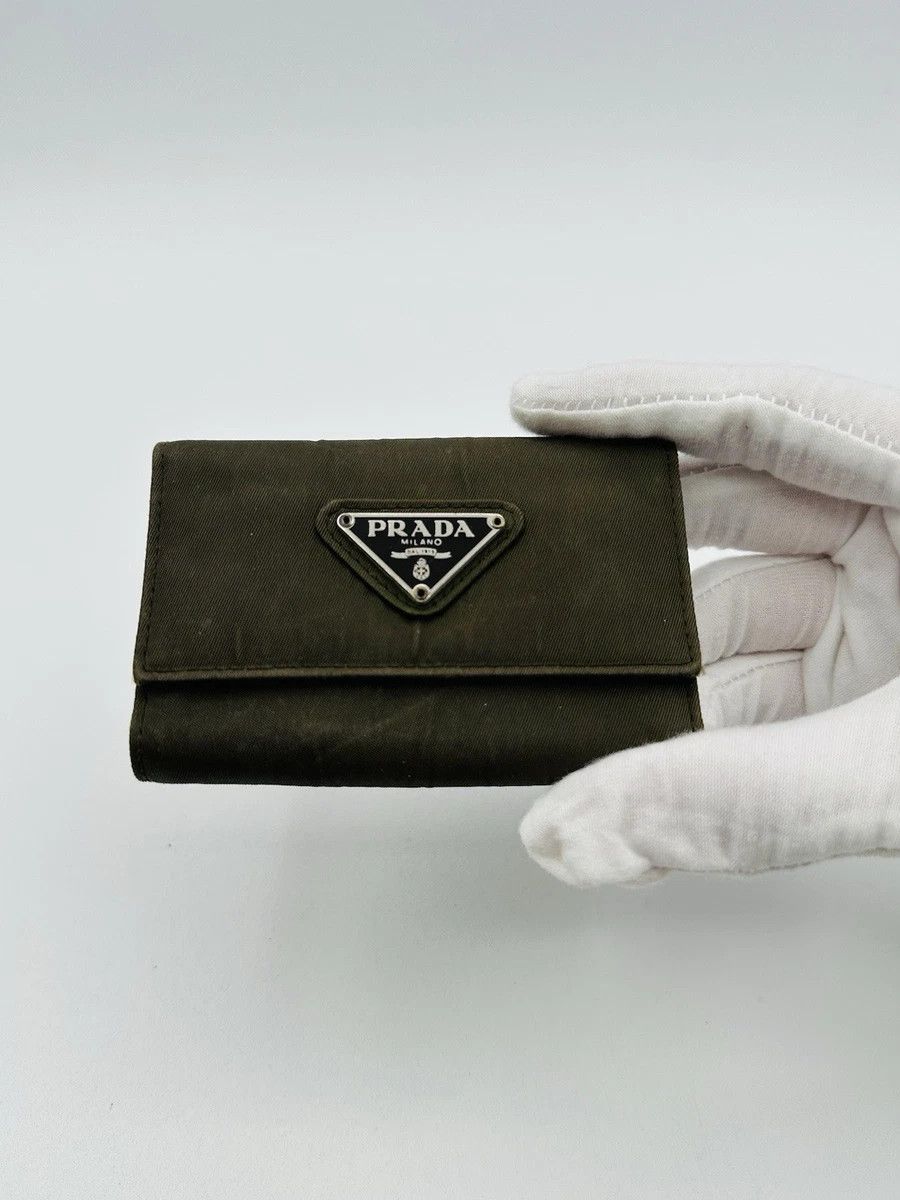 Prada Prada Wallet Olive Green Nylon Leather Trifold Y2K Size ONE SIZE - 2 Thumbnail