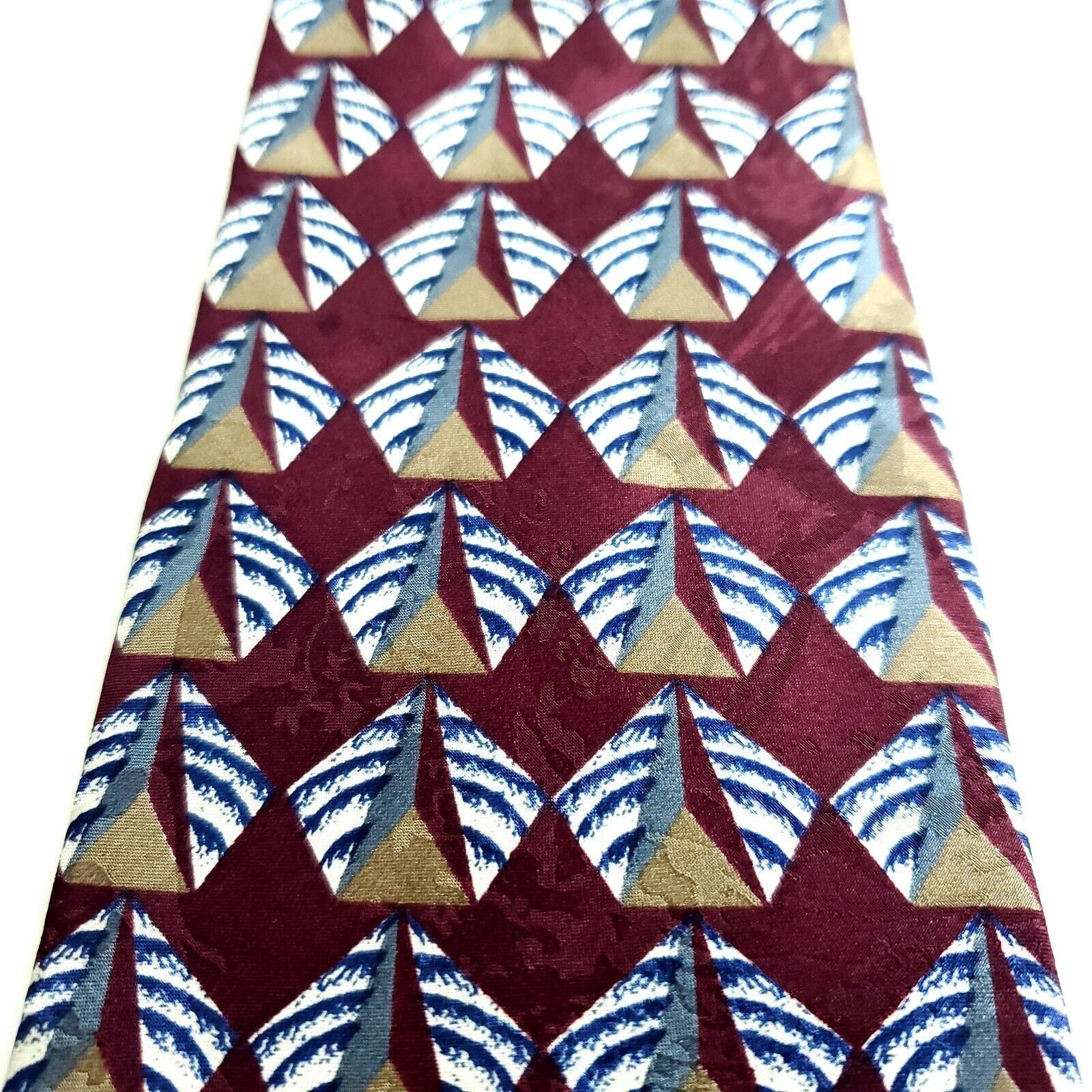 Designer Viaggio Red Tan Geometric Jacquard Print Short Silk Tie Size ONE SIZE - 2 Thumbnail