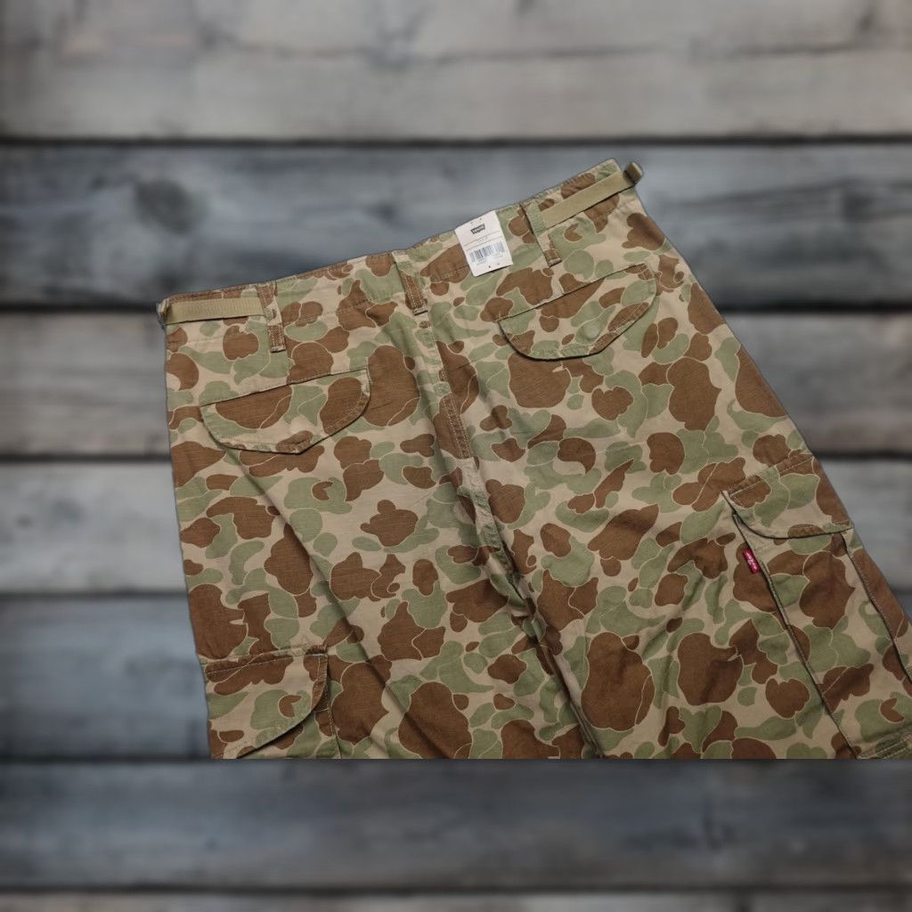 Levi's Levi's XX Cargo Baggy Pants Men 33x30 Green Camouflage Workwear Casual pants Cotton Canvas Adjustable Waist NWT Size US 33 - 1 Thumbnail