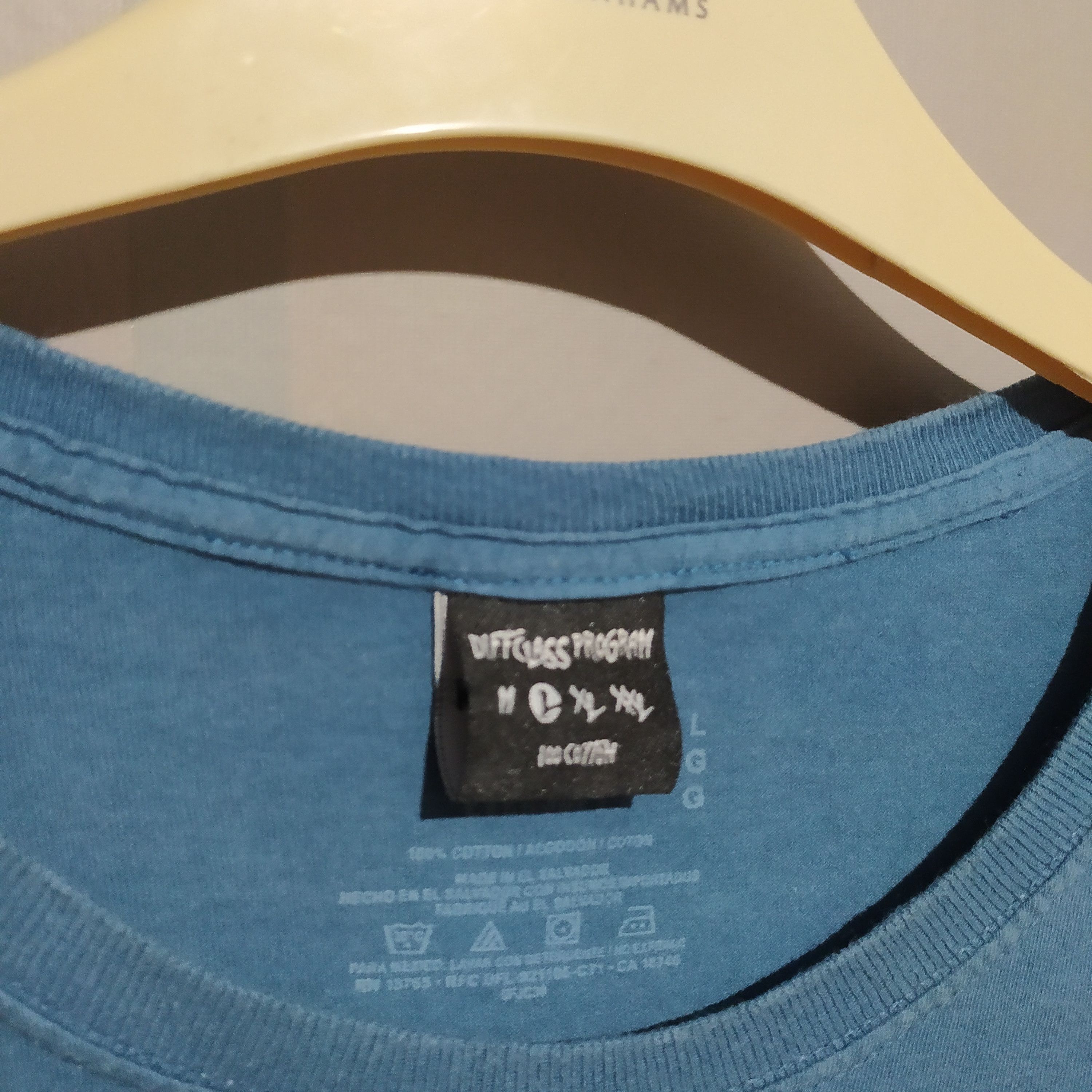 Anime × Japanese Brand Berserk Phase 1/3 : The Eclipse Bootleg Tee Size US L / EU 52-54 / 3 - 10 Thumbnail