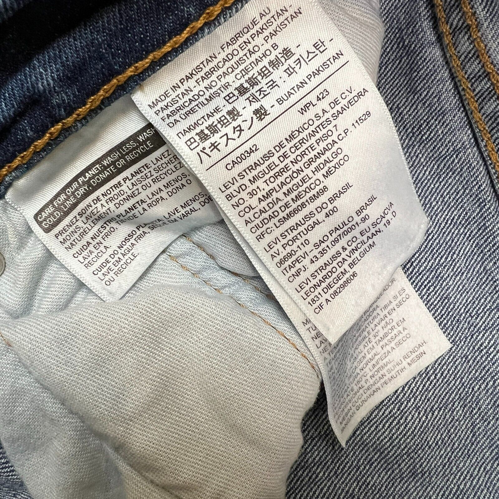 Levi's × Vintage Levi's 514 Jeans 32x32 Blue Straight Fit Faded Denim Pants Size US 32 / EU 48 - 9 Thumbnail