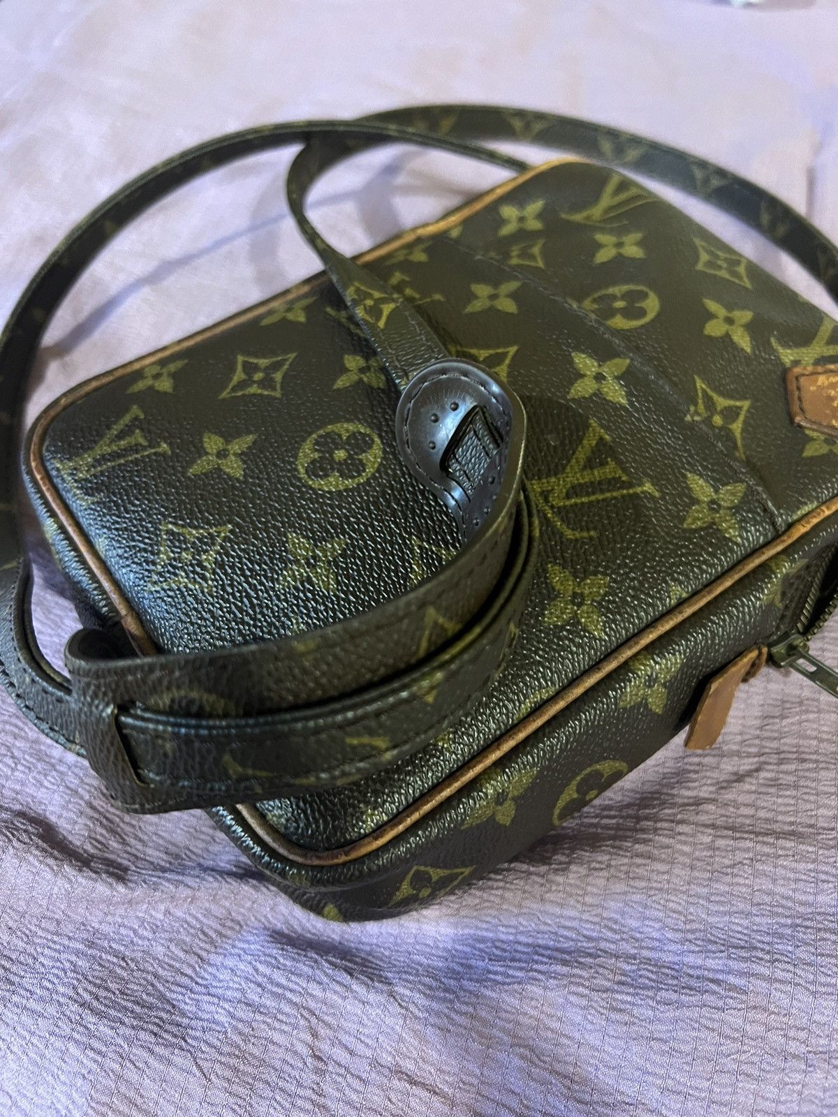 Louis Vuitton Vintage 1980s Louis Vuitton Danube Size ONE SIZE - 8 Thumbnail