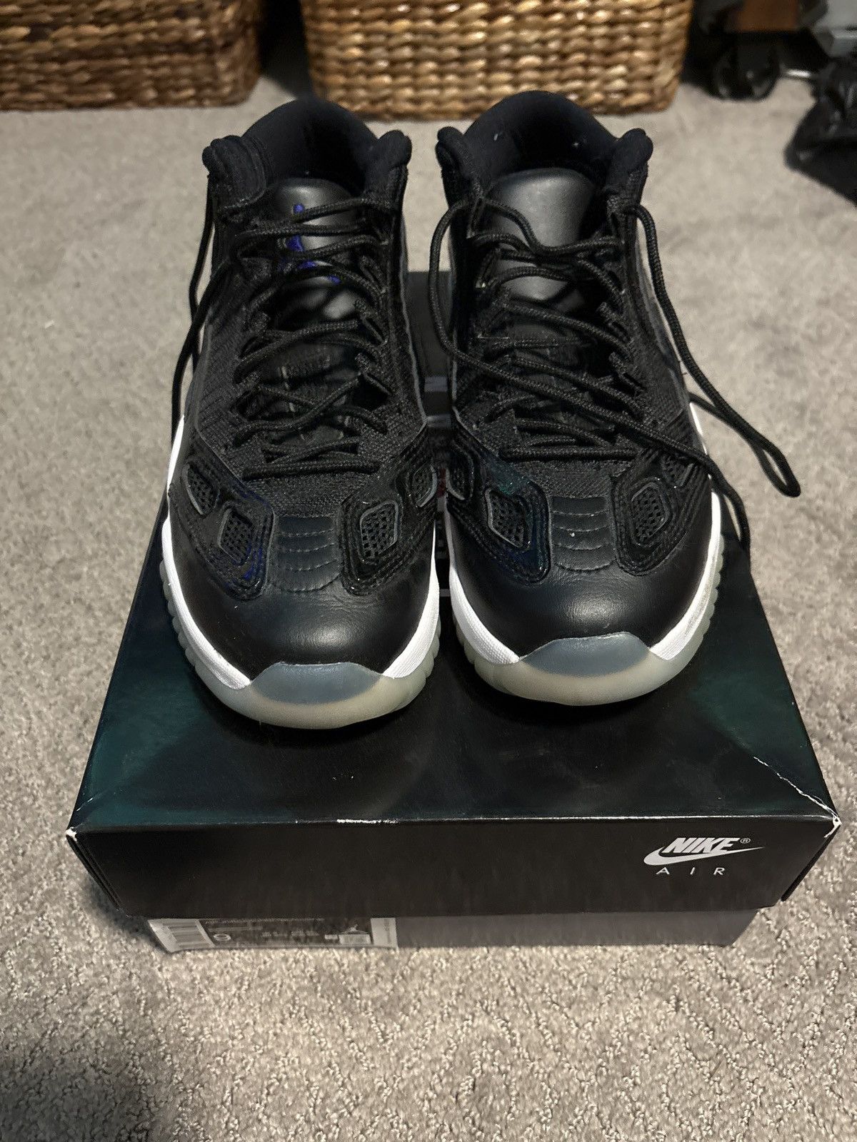 Jordan Brand Jordan 11 ie Space Jam Size 9 Mens Size US 9 / EU 42 - 4 Thumbnail