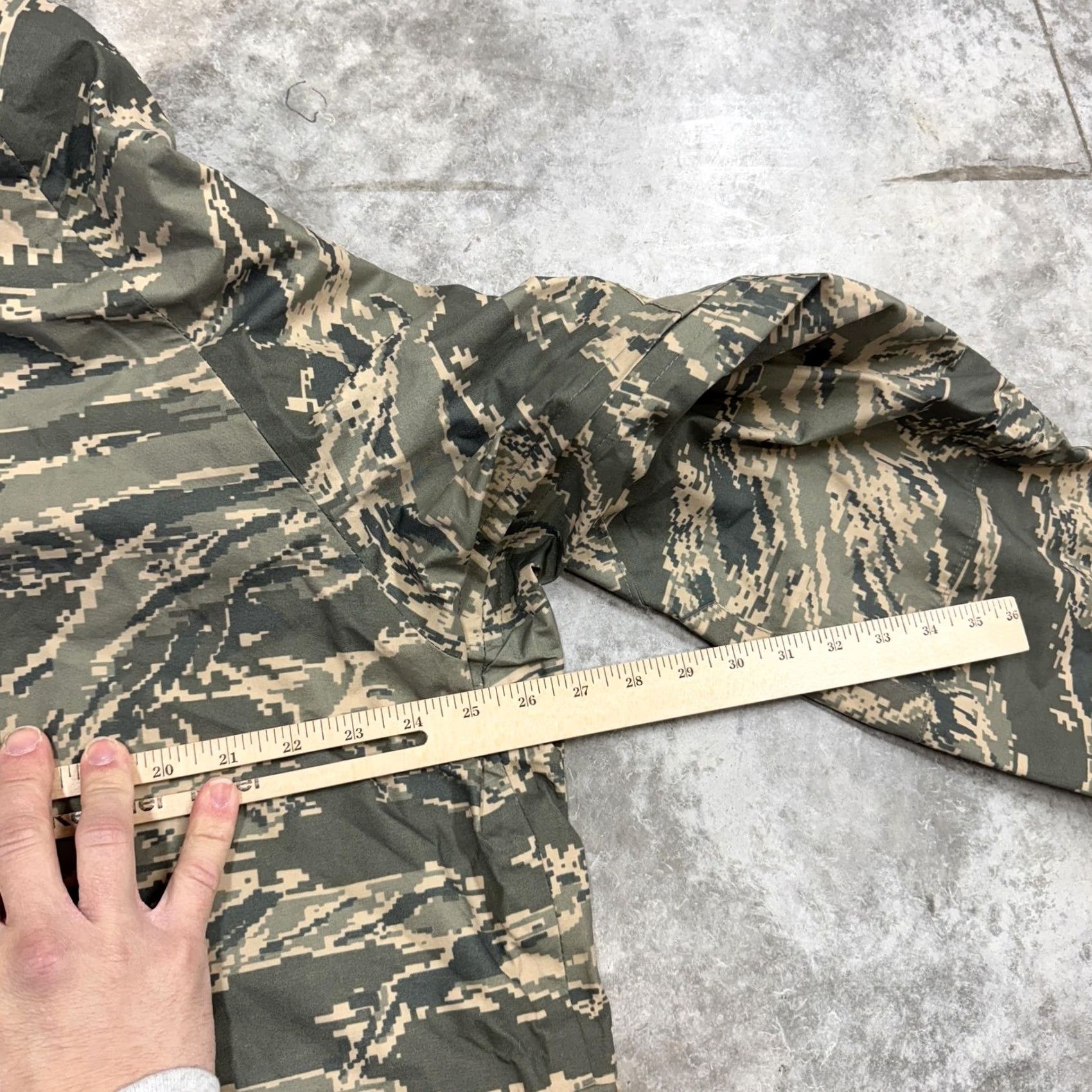 Vintage VINTAGE US Air Force ABU APECS Parka Mens L Camouflage Hooded Waterproof Jacket Size US L / EU 52-54 / 3 - 7 Thumbnail