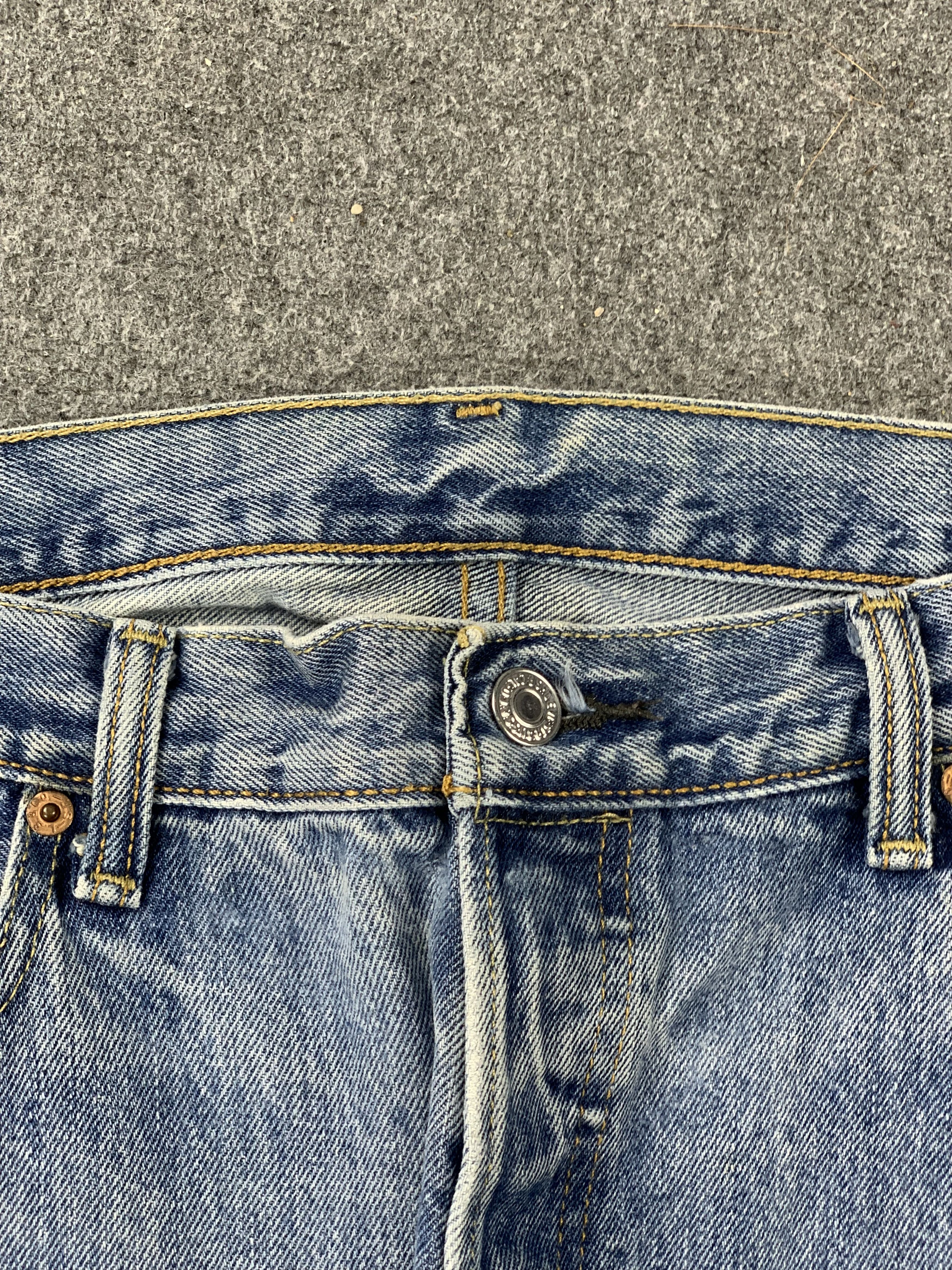 Levi's × Vintage Vintage Levis 501 Faded Blue Jeans Size US 36 / EU 52 - 9 Thumbnail