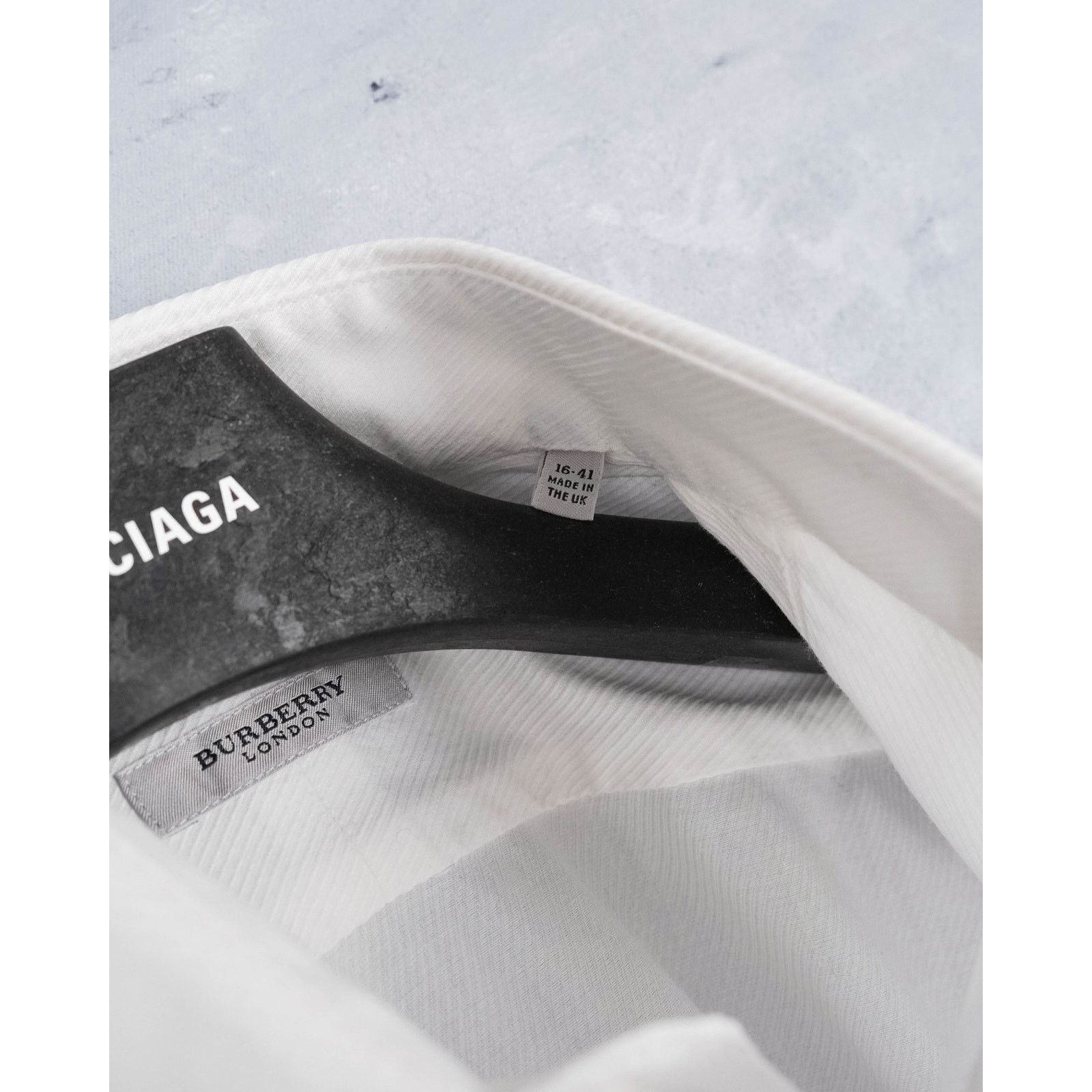 Burberry Burberry london white classic long sleeve button shirt Size US L / EU 52-54 / 3 - 7 Thumbnail