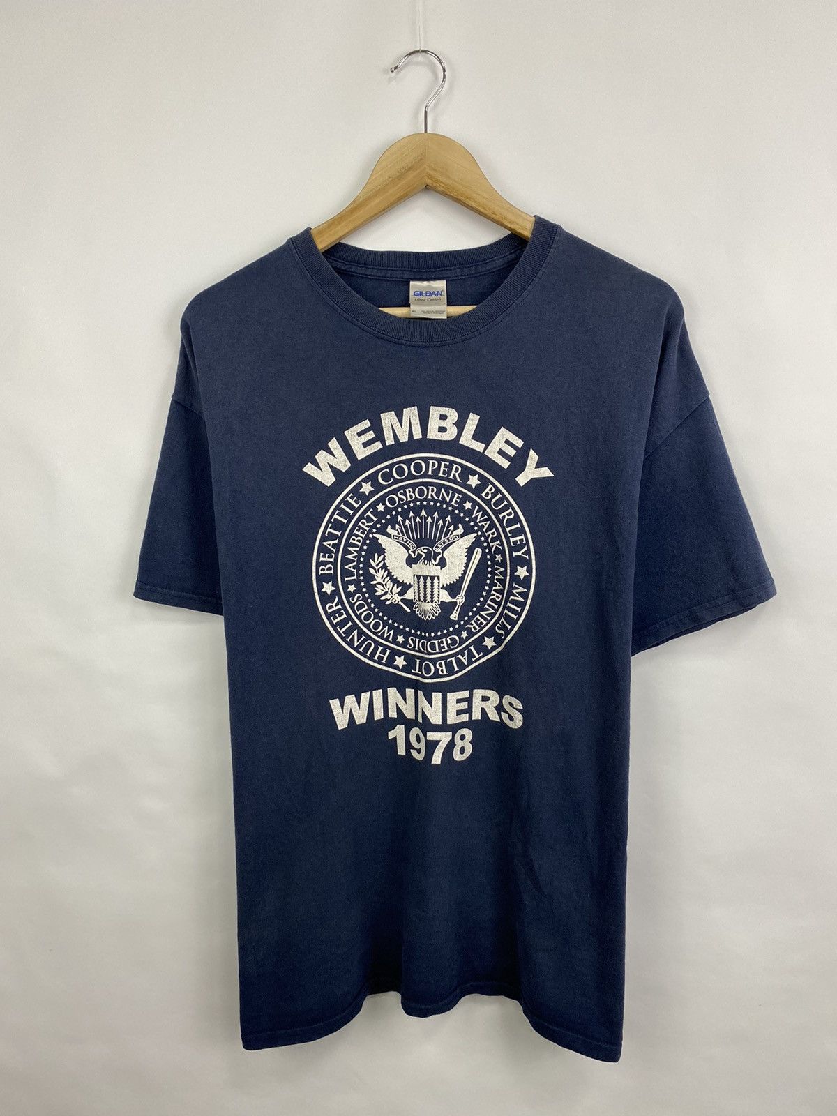 Band Tees × Vintage 🇺🇸 Vintage 90s Ramones Pank Rock Band T-Shirt American Rare Size US XL / EU 56 / 4 - 3 Thumbnail
