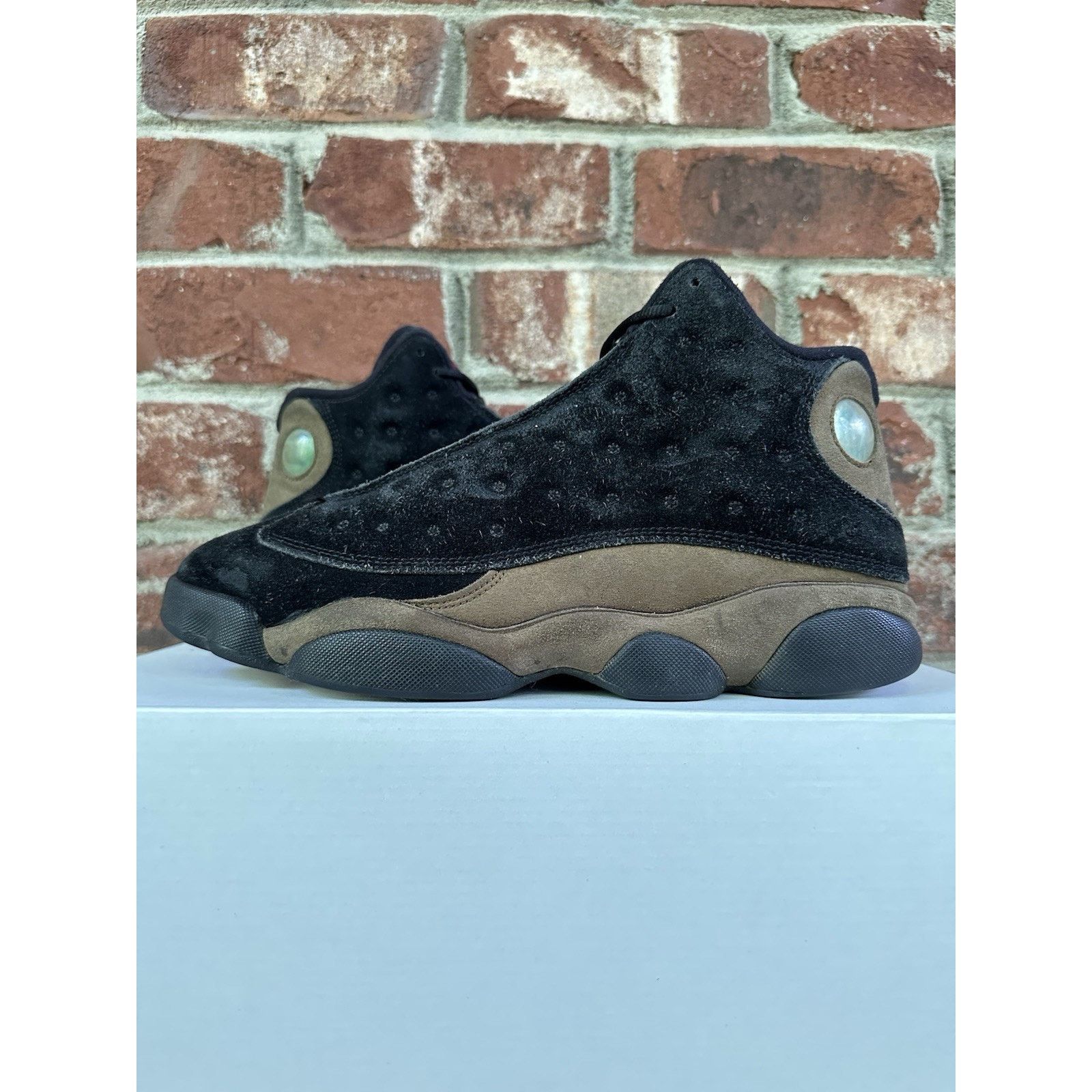 Jordan Brand Air Jordan 13 Retro Olive - Size 9 Size US 9 / EU 42 - 1 Thumbnail