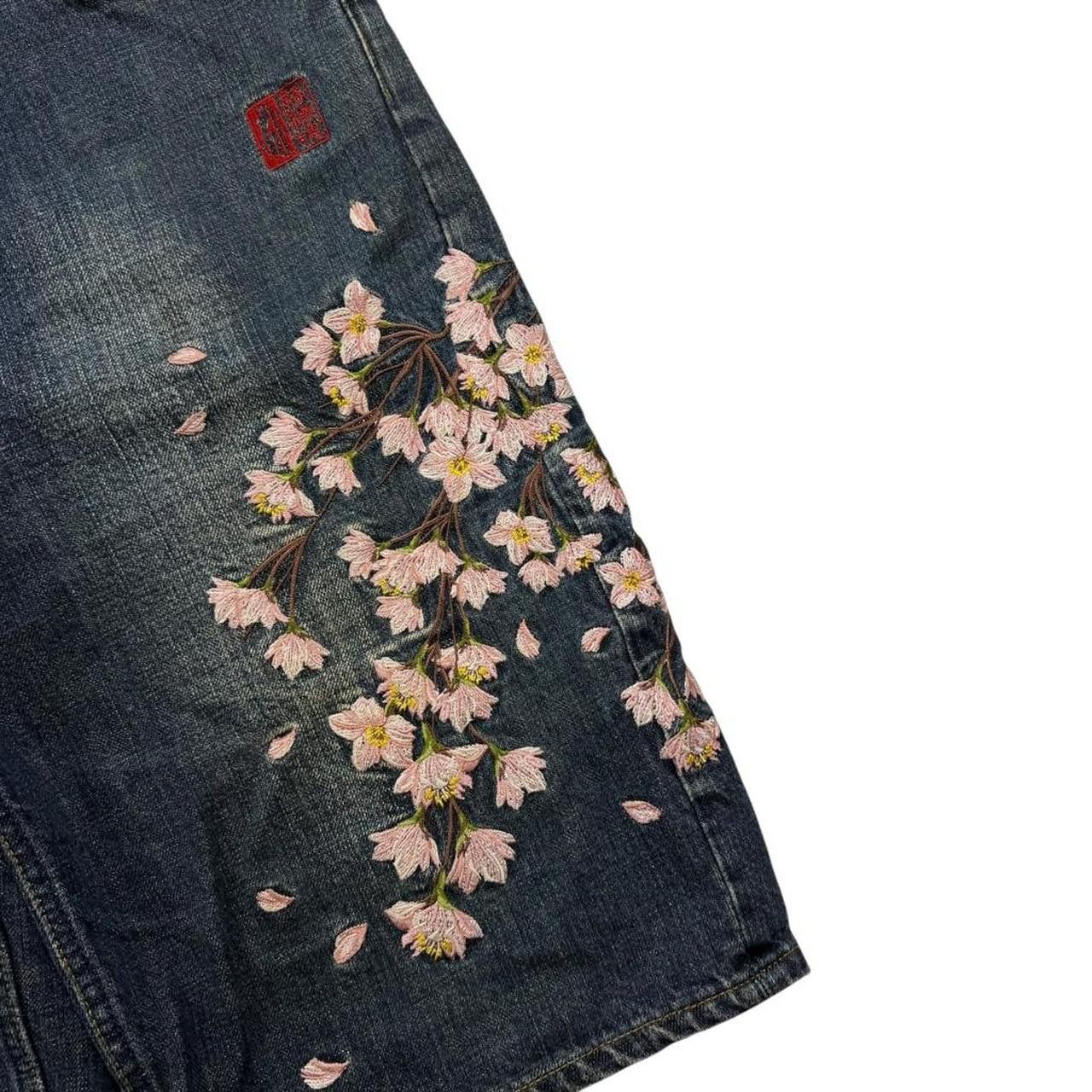 Karakuri Tamashii Karakuri Tamashii Embroidered Floral Japanese Shorts - W 34 Size US 34 / EU 50 - 3 Thumbnail