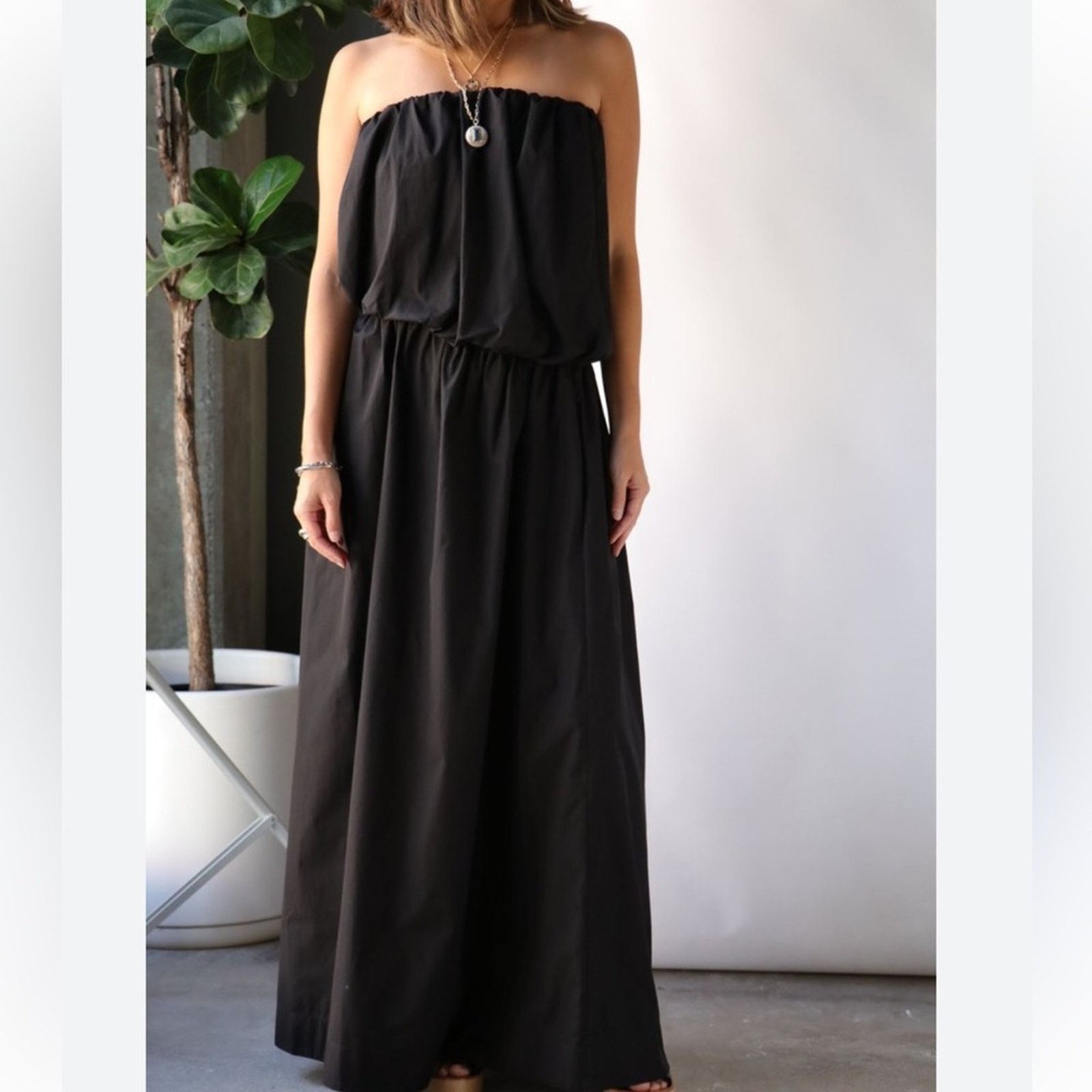 Other Esse Studios Strapless Midi Dress Side Cutout Size 4 Size S / US 4 / IT 40 - 7 Thumbnail