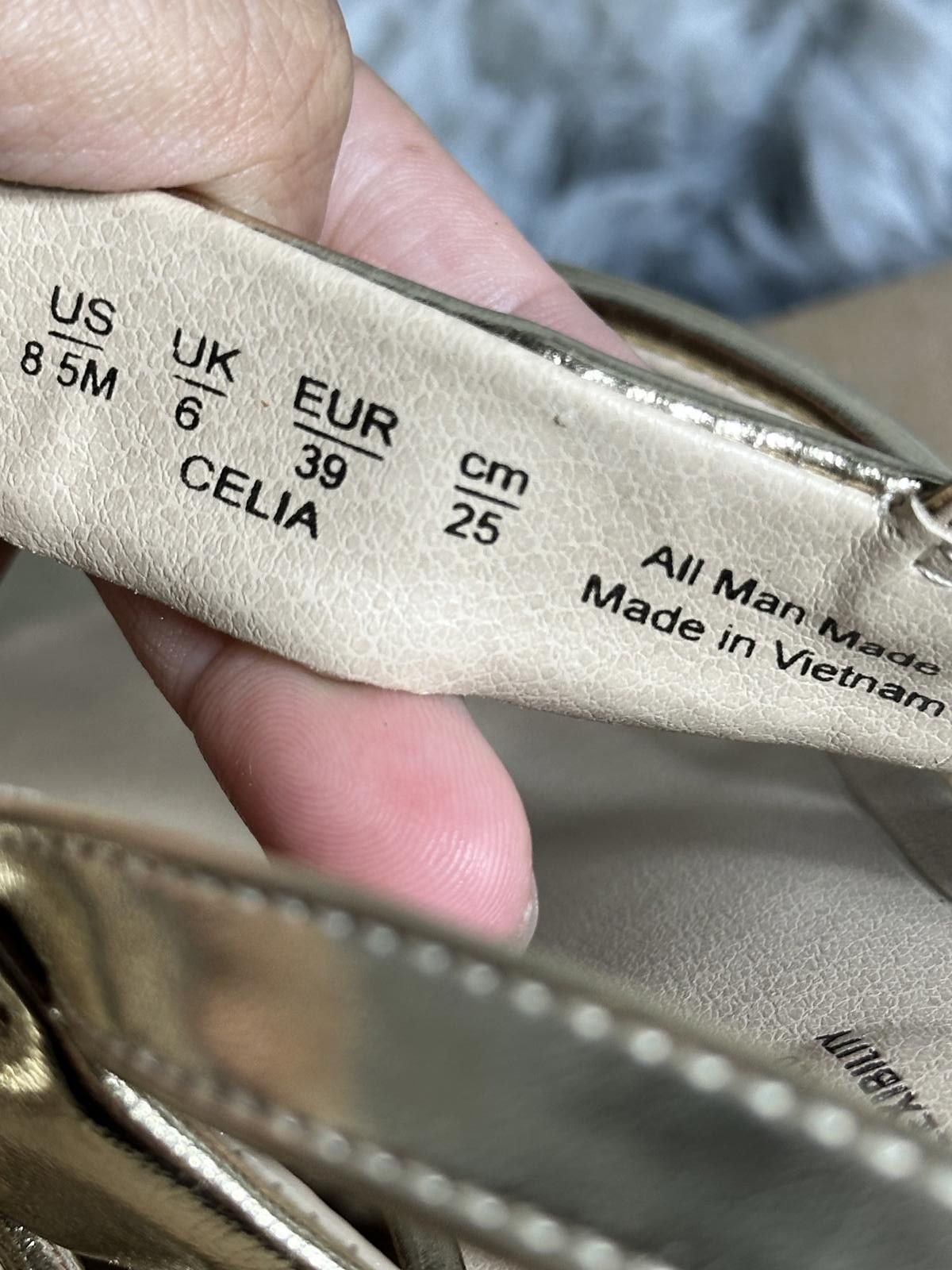 Other LifeStride Gold Strappy Heeled Sandals with Enhanced Flexibl Size US 8.5 / IT 38.5 - 3 Thumbnail