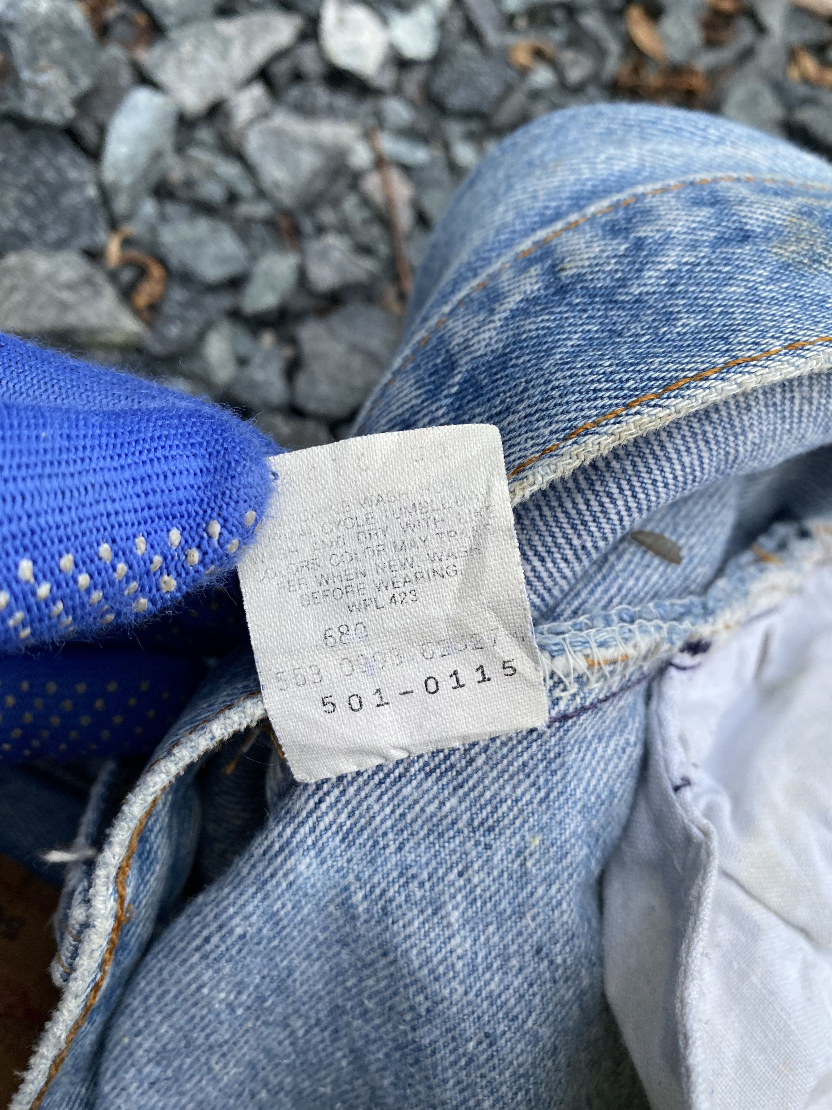 Levi's Vintage 1993 Levis 501 dirty lightwash distressed W33x28.5 Size US 33 - 15 Thumbnail