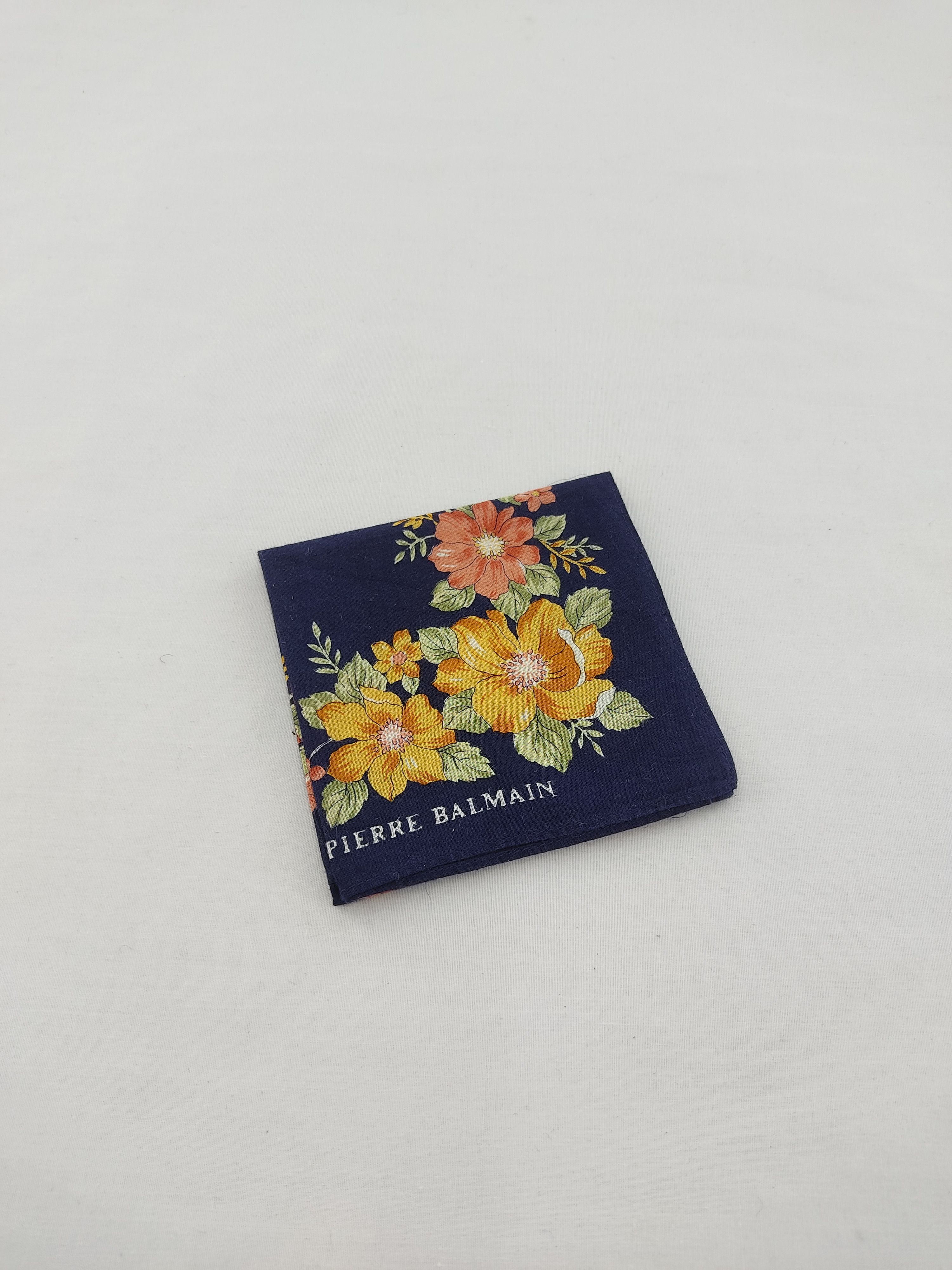Pierre Balmain × Vintage Vintage Pierre Balmain Handkerchief / Neckwear / Bandana Size ONE SIZE - 2 Thumbnail