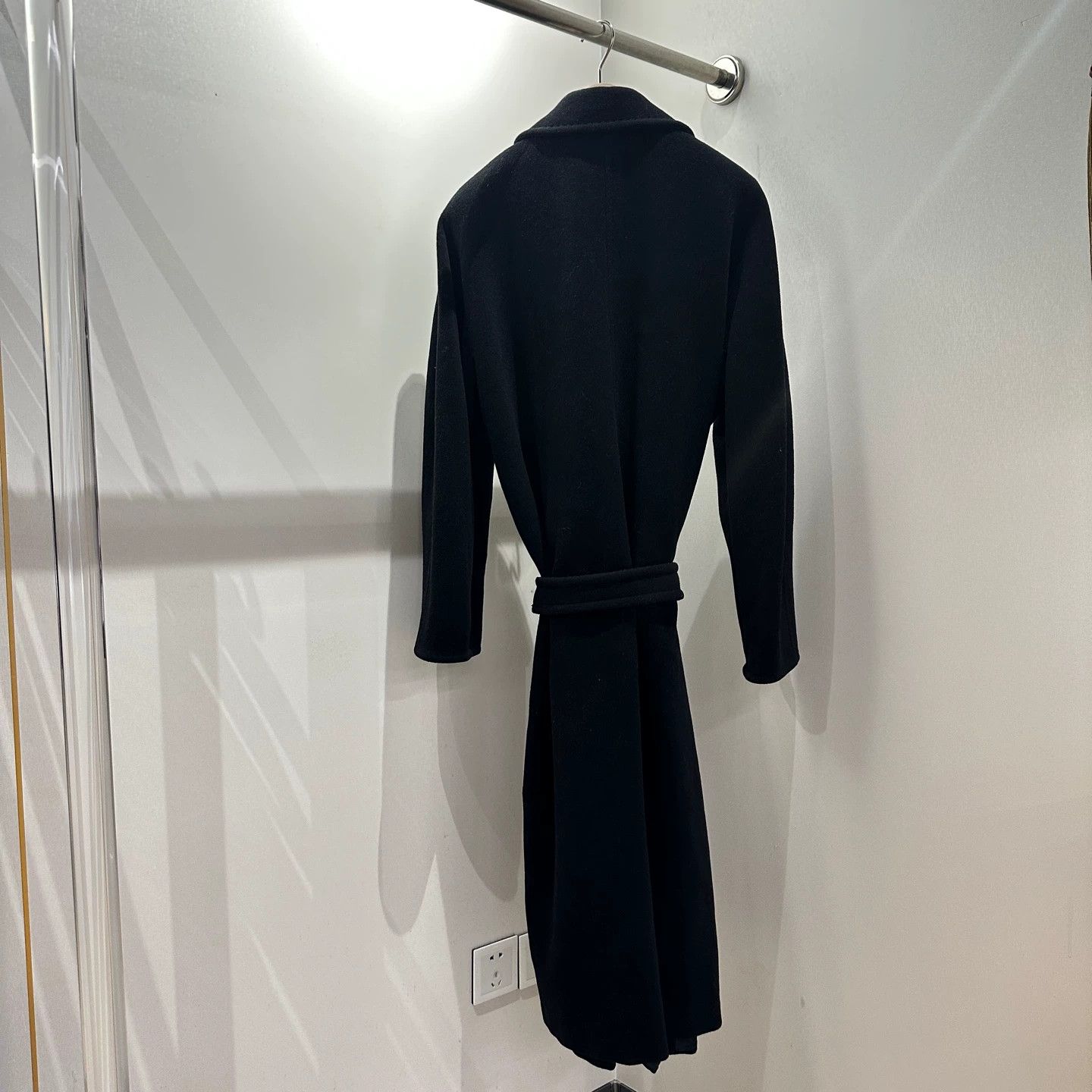 Max Mara Max Mara apr555 101801 Belted Wool Coat Black 42 Size M / US 6-8 / IT 42-44 - 2 Thumbnail