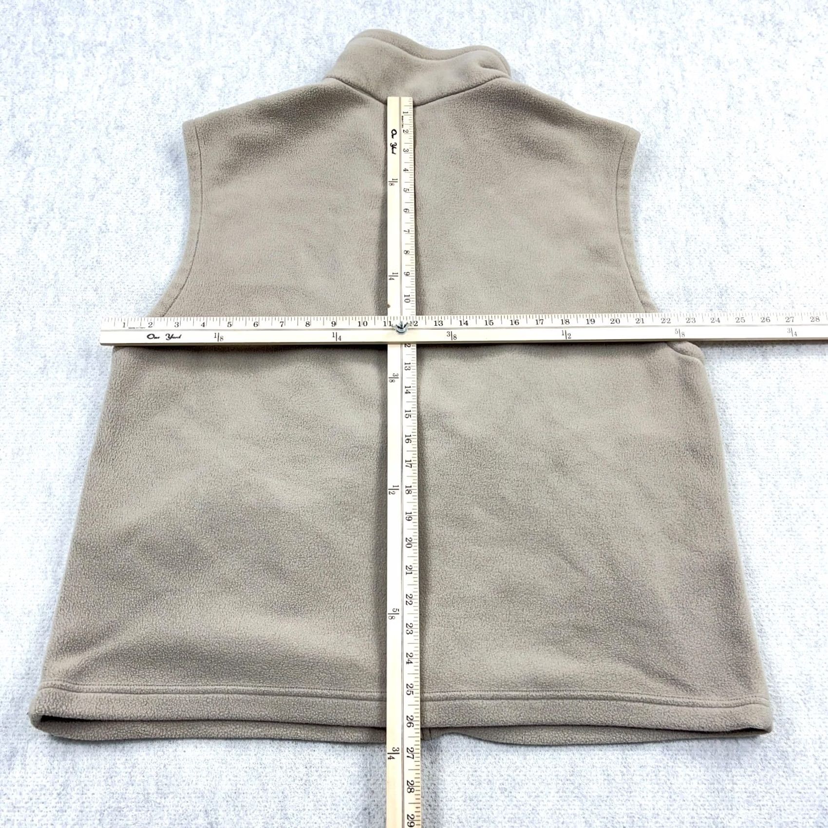 Vintage Columbia Vest Men L Tan Beige Fleece Full Zip Benton Springs Zip Pockets Embroidered Logo Size US L / EU 52-54 / 3 - 5 Thumbnail