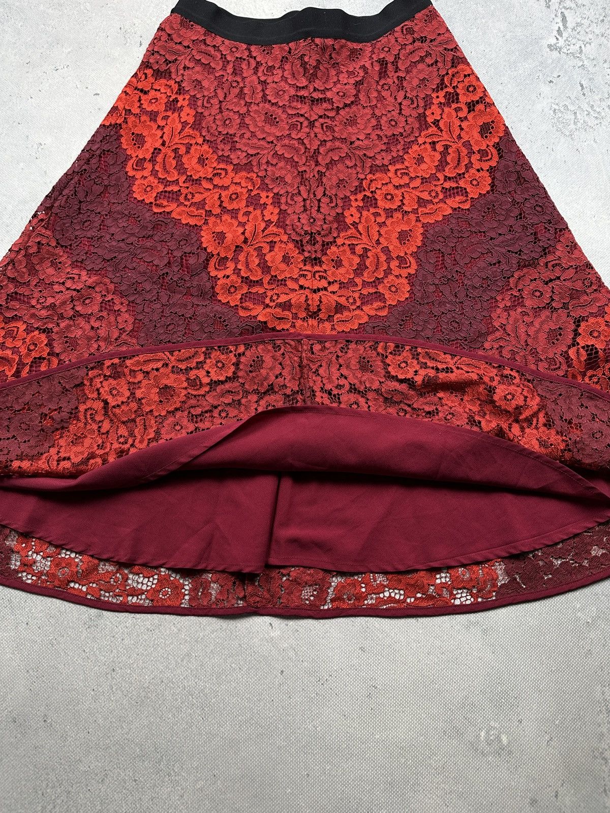 Sandro Sandro Paris Red Lace A-Line Skirt Luxury Romantic Chic Lux Size 27" / US 4 / IT 40 - 5 Thumbnail