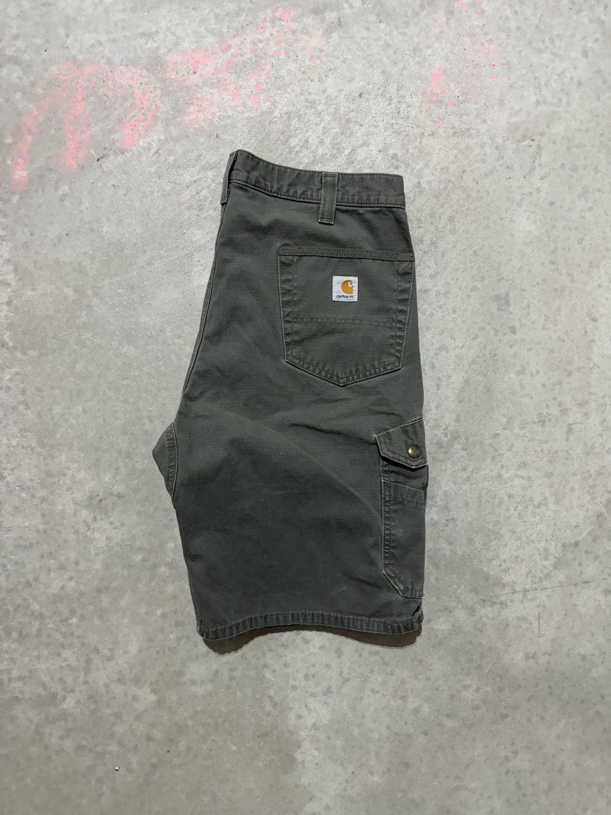 Carhartt × Vintage Grey Carhartt Cargo Carpenter Shorts Size US 38 / EU 54 - 1 Thumbnail