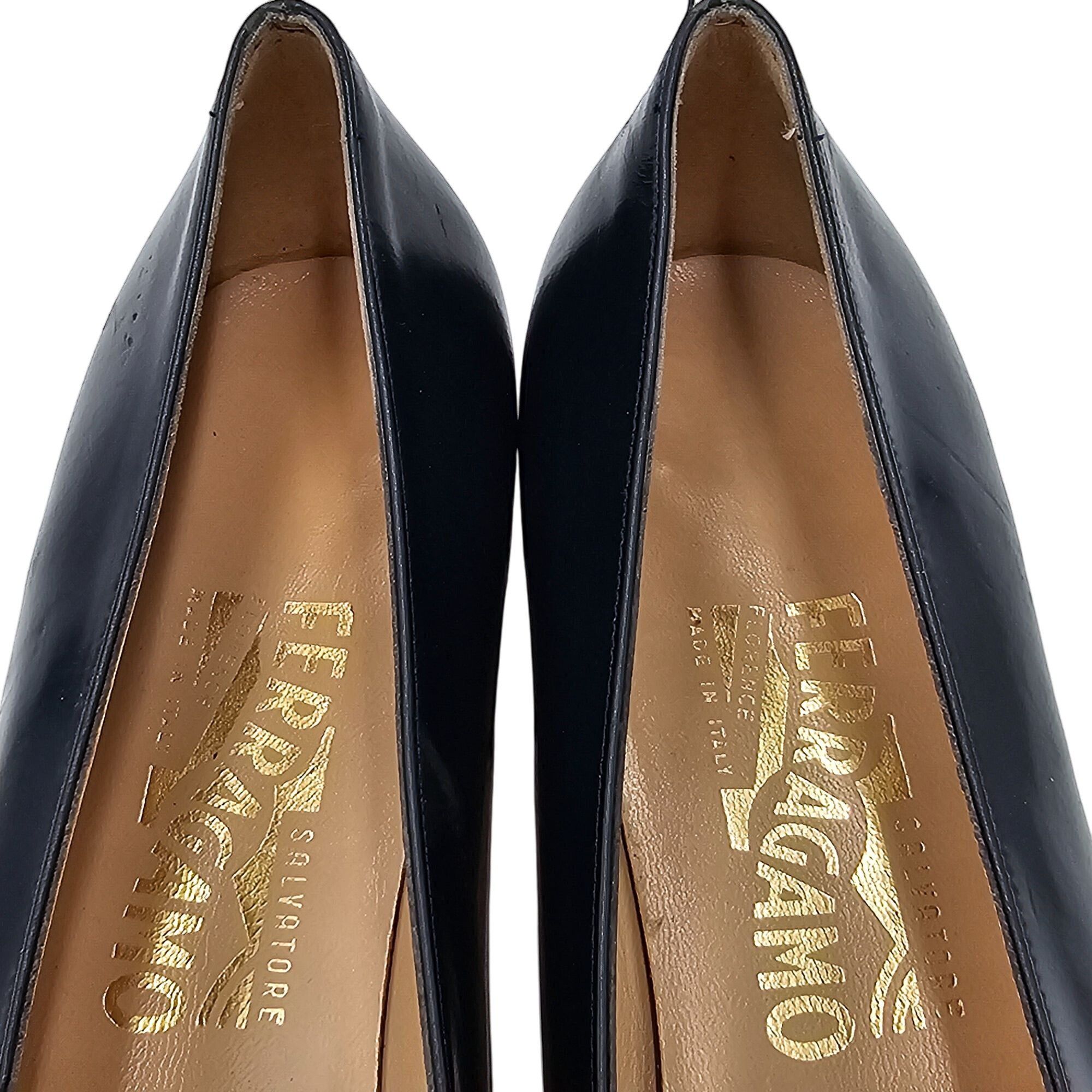Vintage Salvatore Ferragamo Women 10AAA Navy Blue Patent Lea