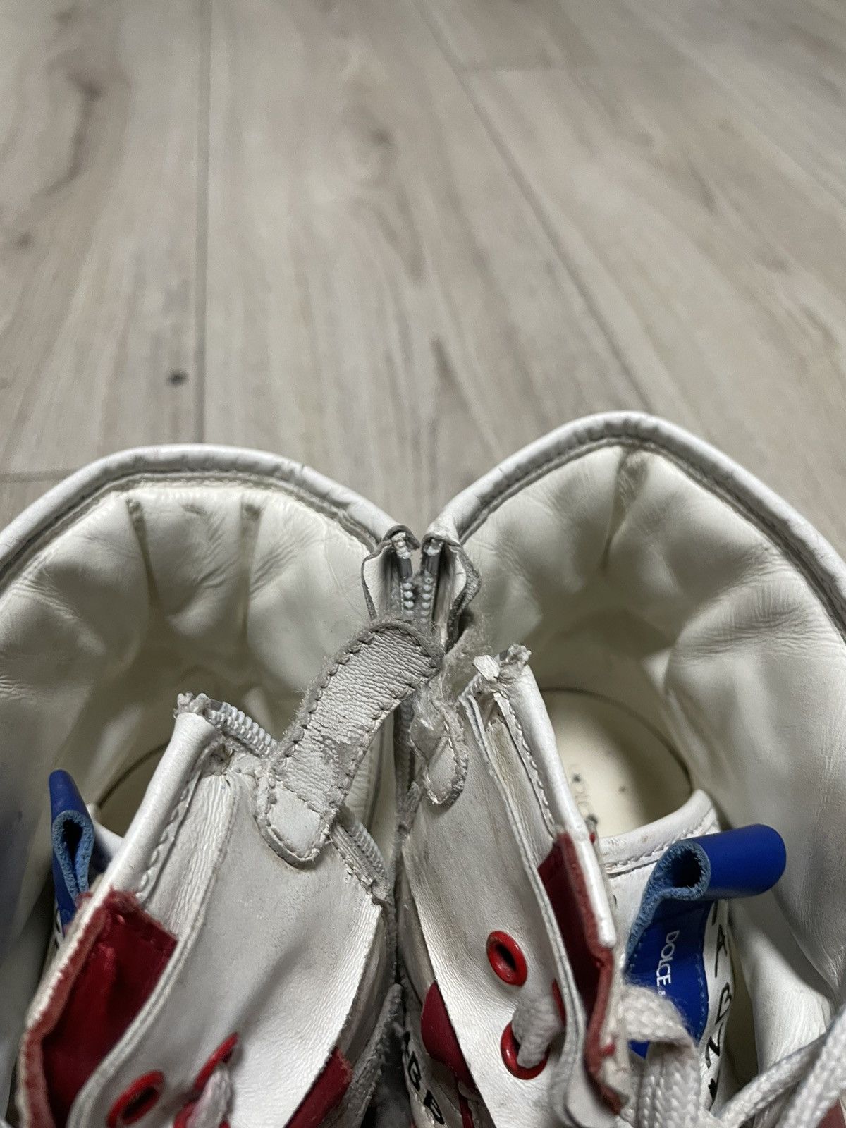 Dolce & Gabbana Dolce & Gabbana Graffiti Print High Top Sneakers Size 36 Size US 5 / EU 37 - 7 Thumbnail