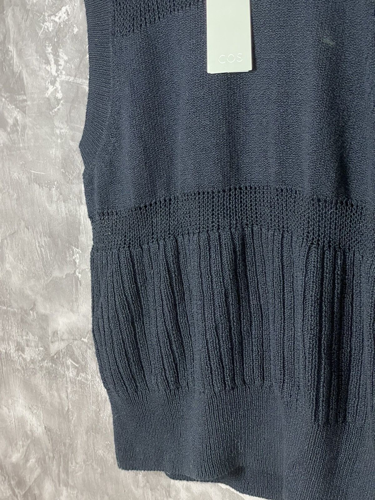 Cos COS Knitted Sweater Vest New With Tags Size L / US 10 / IT 46 - 7 Thumbnail
