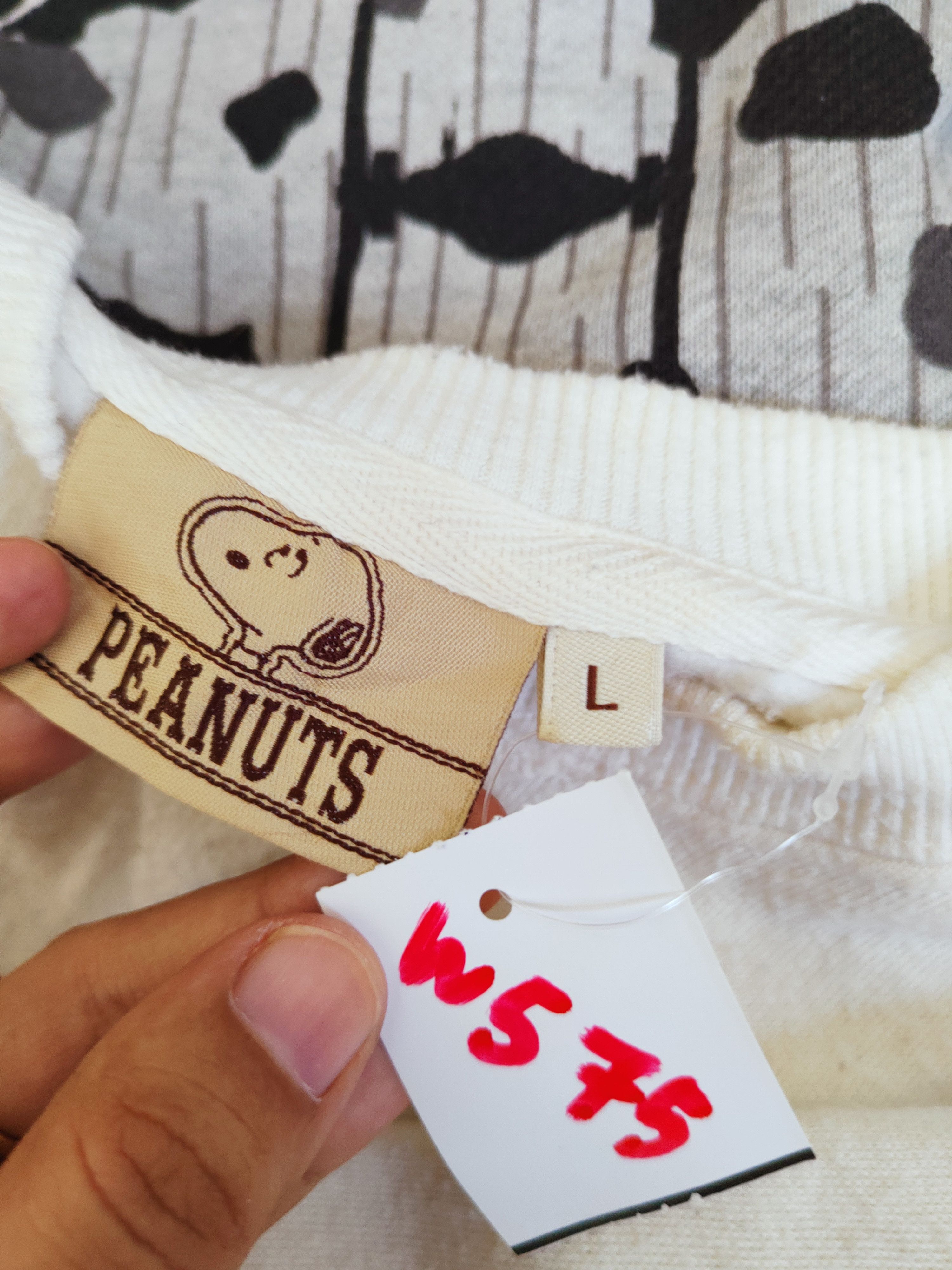 Japanese Brand × Peanuts × Vintage Peanuts White Charlie Brown Sweatshirts #W575 Size US L / EU 52-54 / 3 - 13 Thumbnail