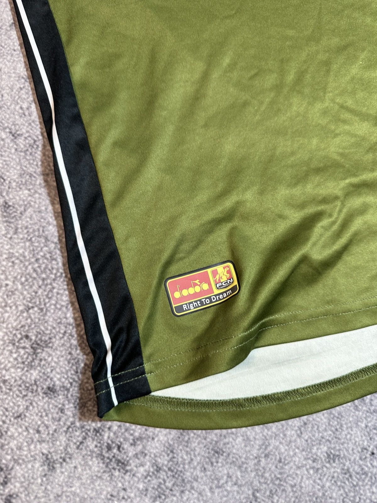 Diadora × Vintage FC Nordsjaelland Denmark Diadora Soccer Jersey 18/19 XS Rare Size US XS / EU 42 / 0 - 2 Thumbnail