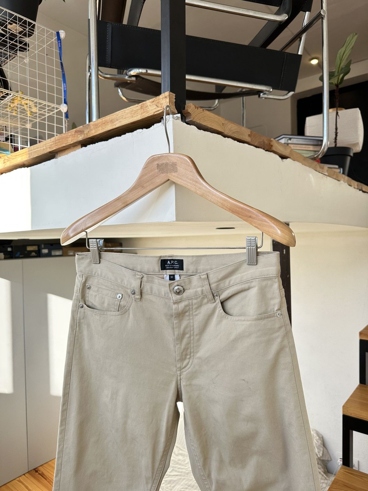 A.P.C. A.P.C. Beige Chino Pants 30 Size US 30 / EU 46 - 1 Thumbnail