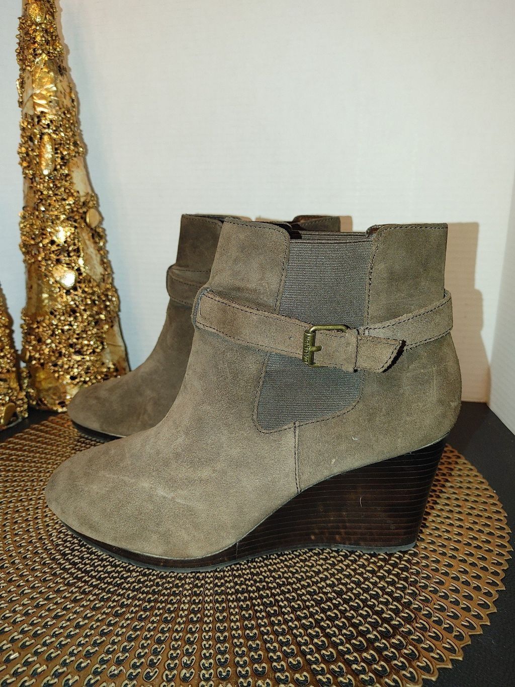 Ralph Lauren Ralph Lauren Yaskine Suede Booties Size 10B Size US 10 / IT 40 - 3 Thumbnail