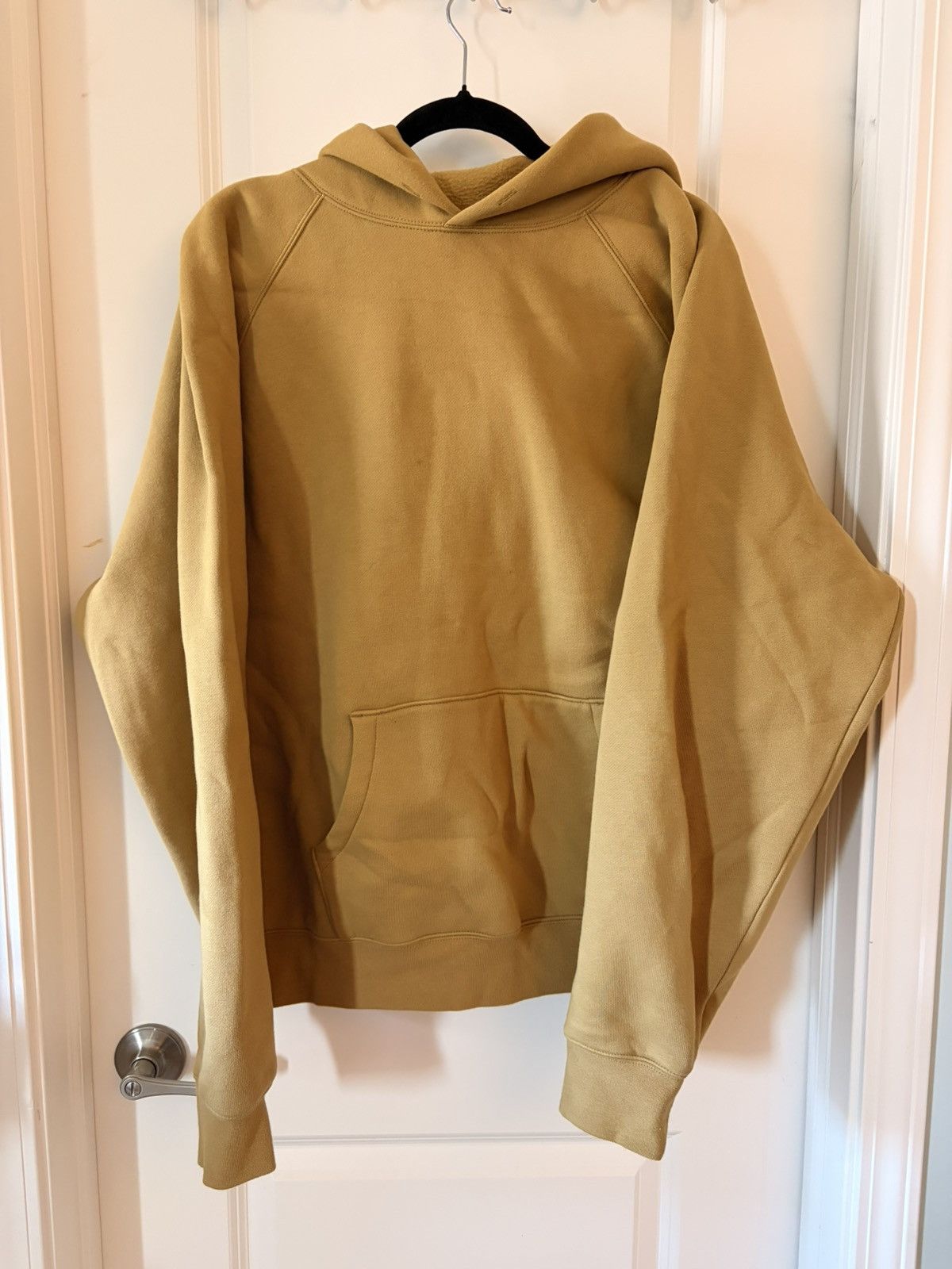 Essentials Essentials Fear of God Hoodie Mustard Yellow Logo Size L Size US L / EU 52-54 / 3 - 1 Thumbnail