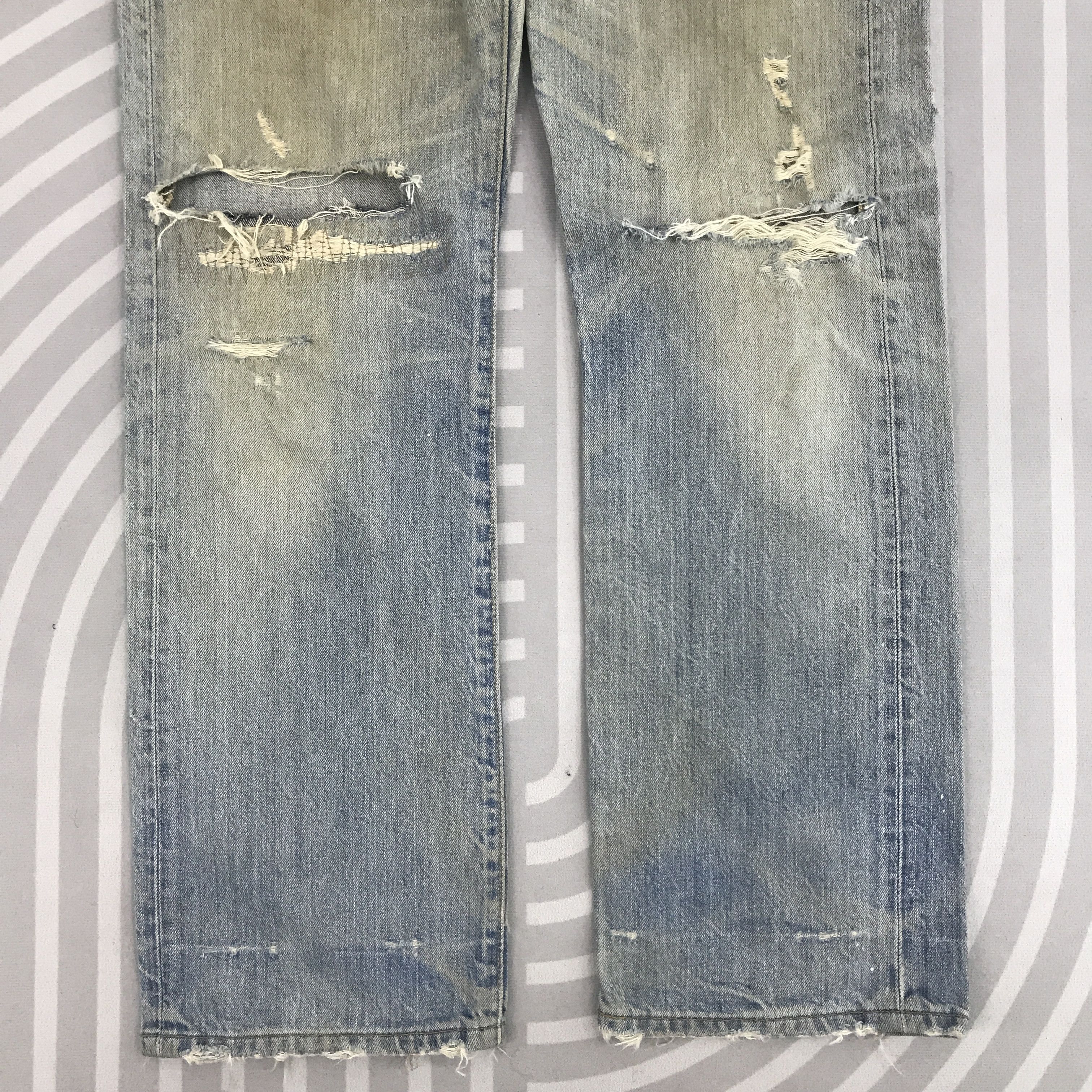 Levi's Vintage Levi's 501 Distressed rusty style Denim jeans Size US 32 / EU 48 - 3 Thumbnail