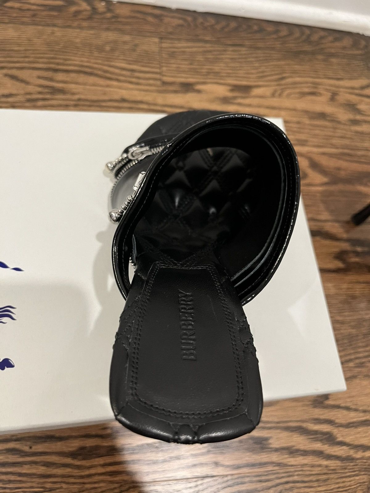 Burberry Burberry Leather Peep Sandals Size US 7 / IT 37 - 14 Thumbnail