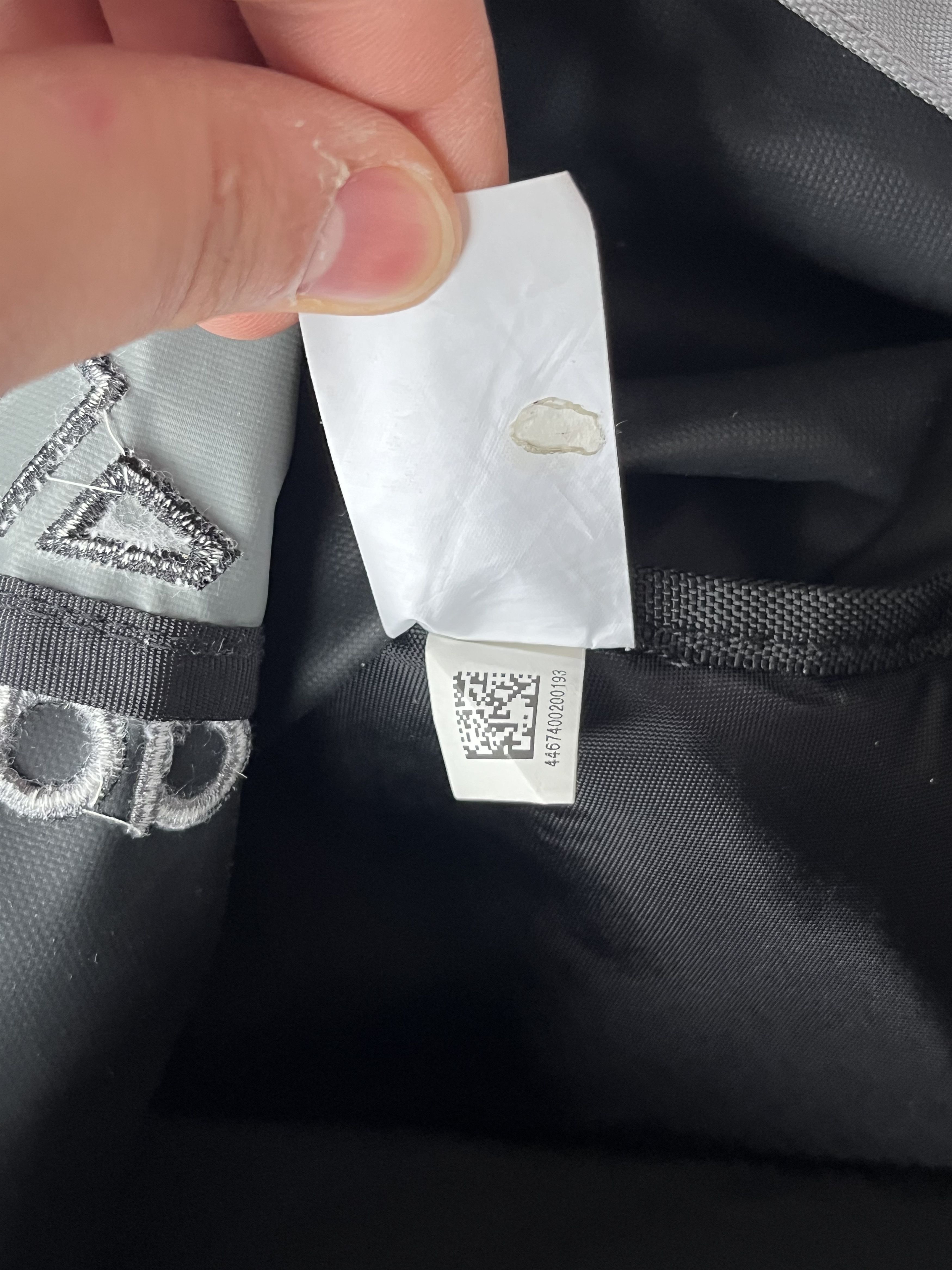 Adidas Vintage Slim Bag Adidas Y2K Style Streetwear Size ONE SIZE - 8 Thumbnail