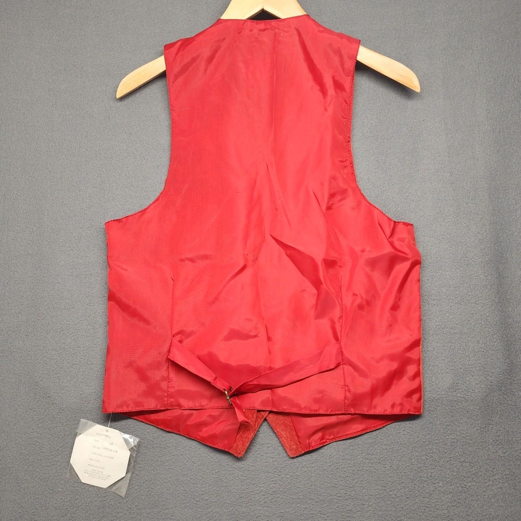 Vintage VINTAGE Leather Vest Womens Medium Red Suede Western Don't Stop Vest Ladies M Leather Button Sleeveless Vintage Size M / US 6-8 / IT 42-44 - 2 Thumbnail