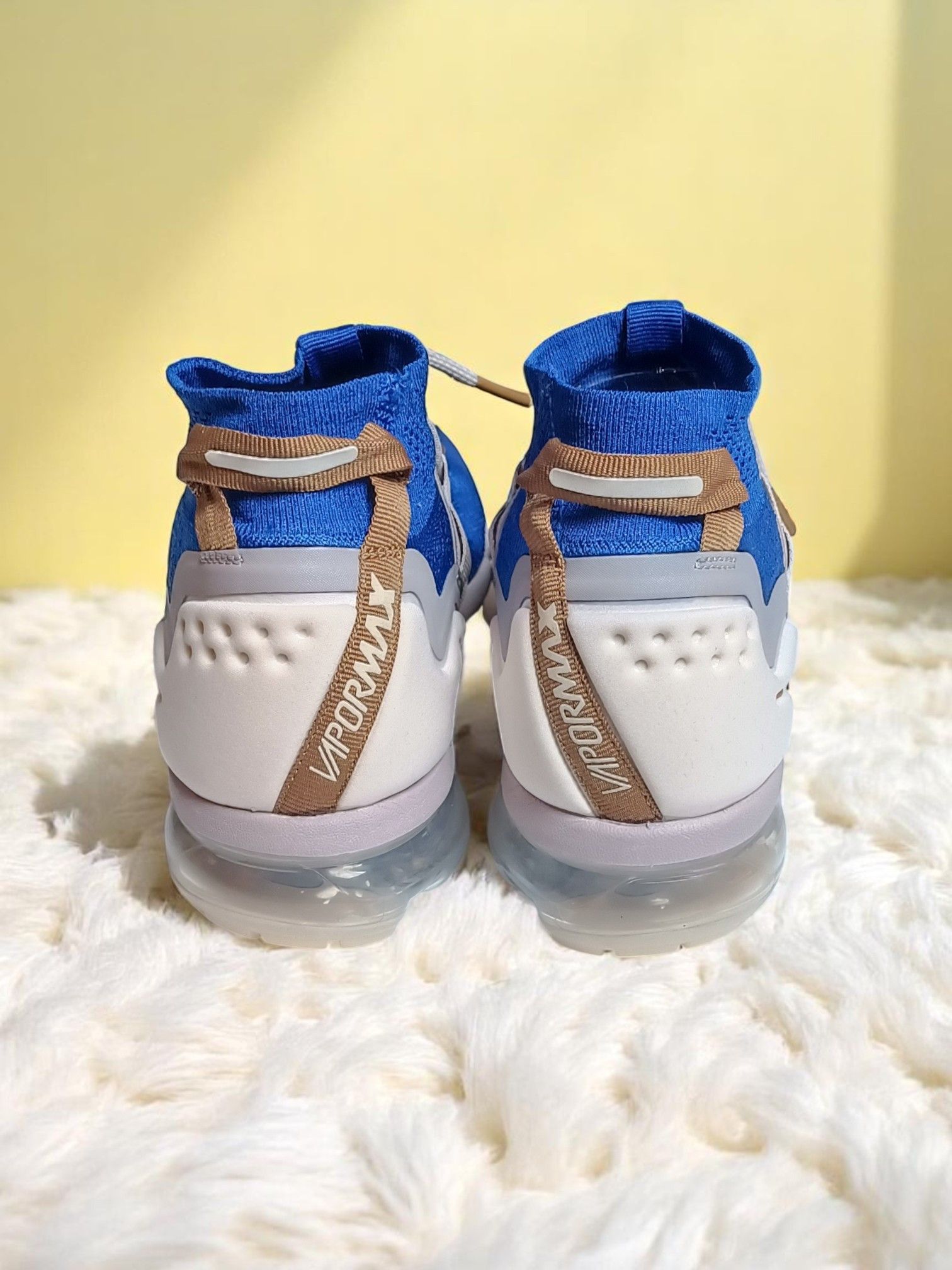 Nike Air Vapormax Flyknit Utility 'Racer Blue Moon Particle' 2018 Size US 8 / EU 41 - 2 Thumbnail