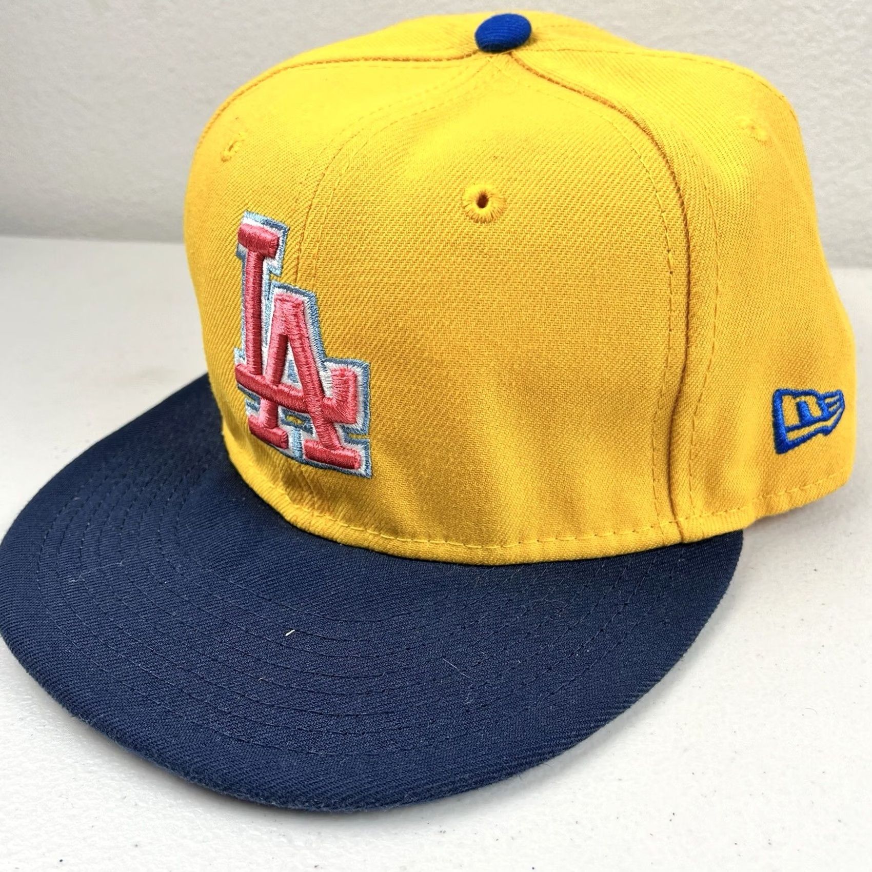 New Era New Era Dodgers 59FIFTY Fitted Hat Baseball Cap 1962 Dodger Stadium Patch 7 1/2 Mens Yellow Size ONE SIZE - 4 Thumbnail