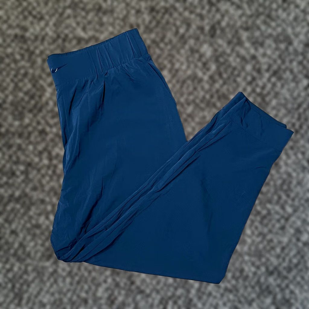 Nike Nike Bliss Slim Fit Pants XL Lightweight Yoga Athletic CV5848 W22 Size 24" / US 00 / IT 34 - 1 Thumbnail