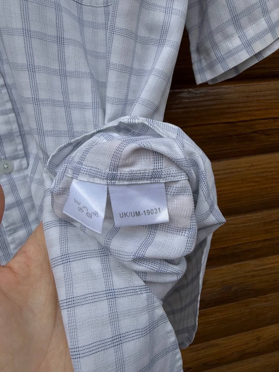 Yves Saint Laurent YSL Yves Saint Laurent Short Sleeve Shirt Logo Size L Size US L / EU 52-54 / 3 - 5 Thumbnail