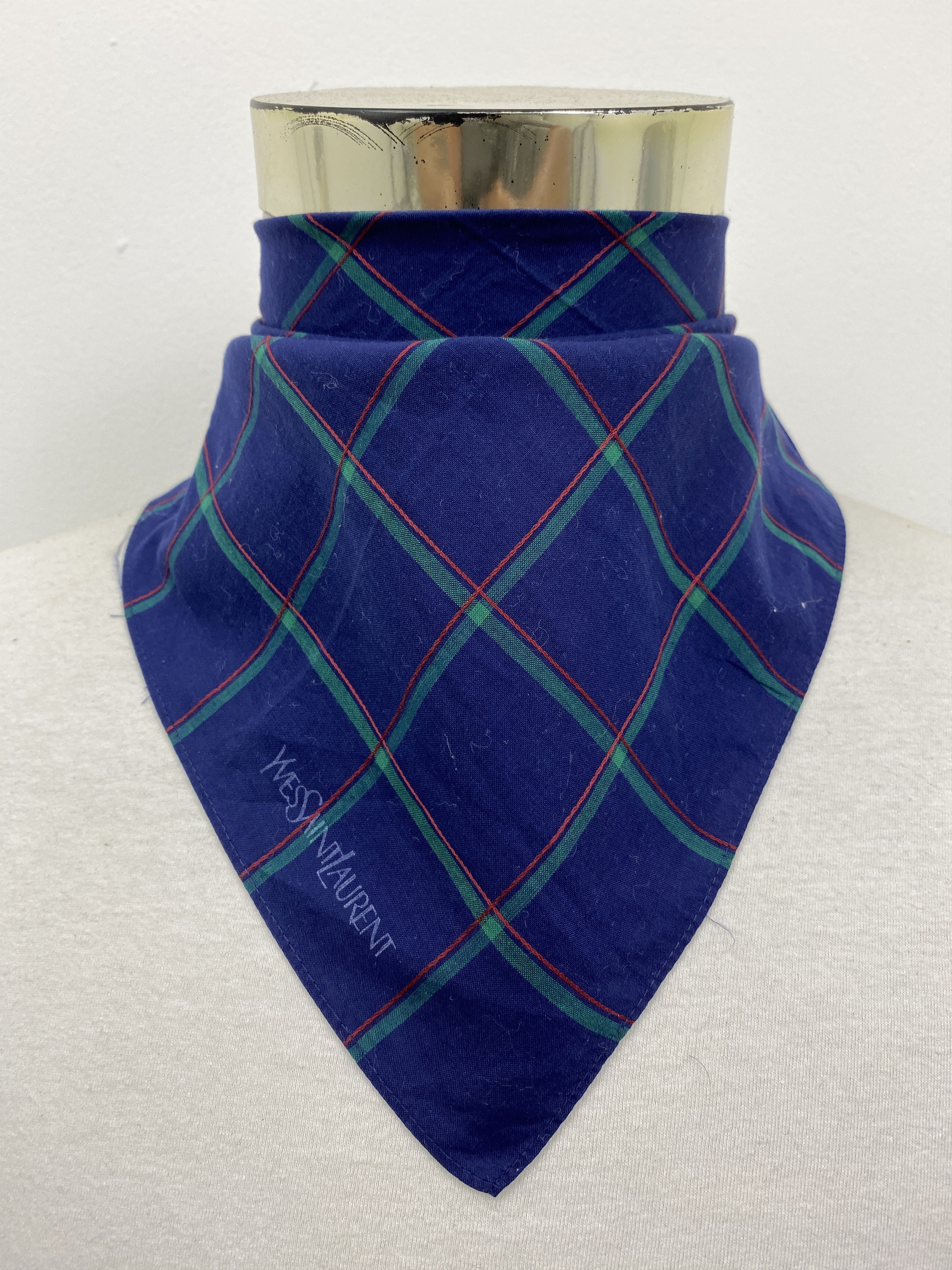 Yves Saint Laurent Yves Saint Laurent Handkerchief / Neckerchief HKC0569 Size ONE SIZE - 2 Thumbnail